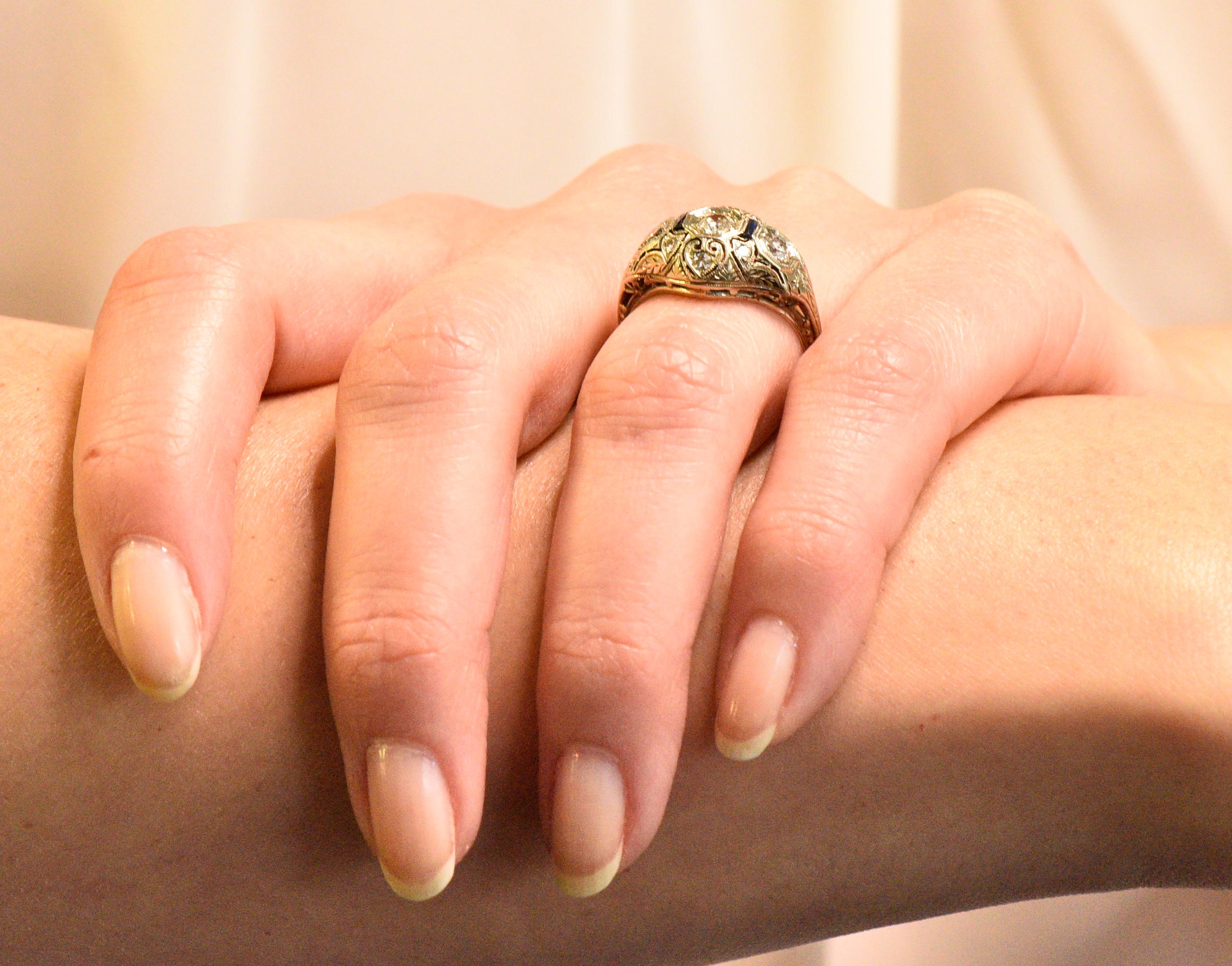 Art Deco 0.60 Carat Diamond Sapphire 18 Karat White Gold Ring 2