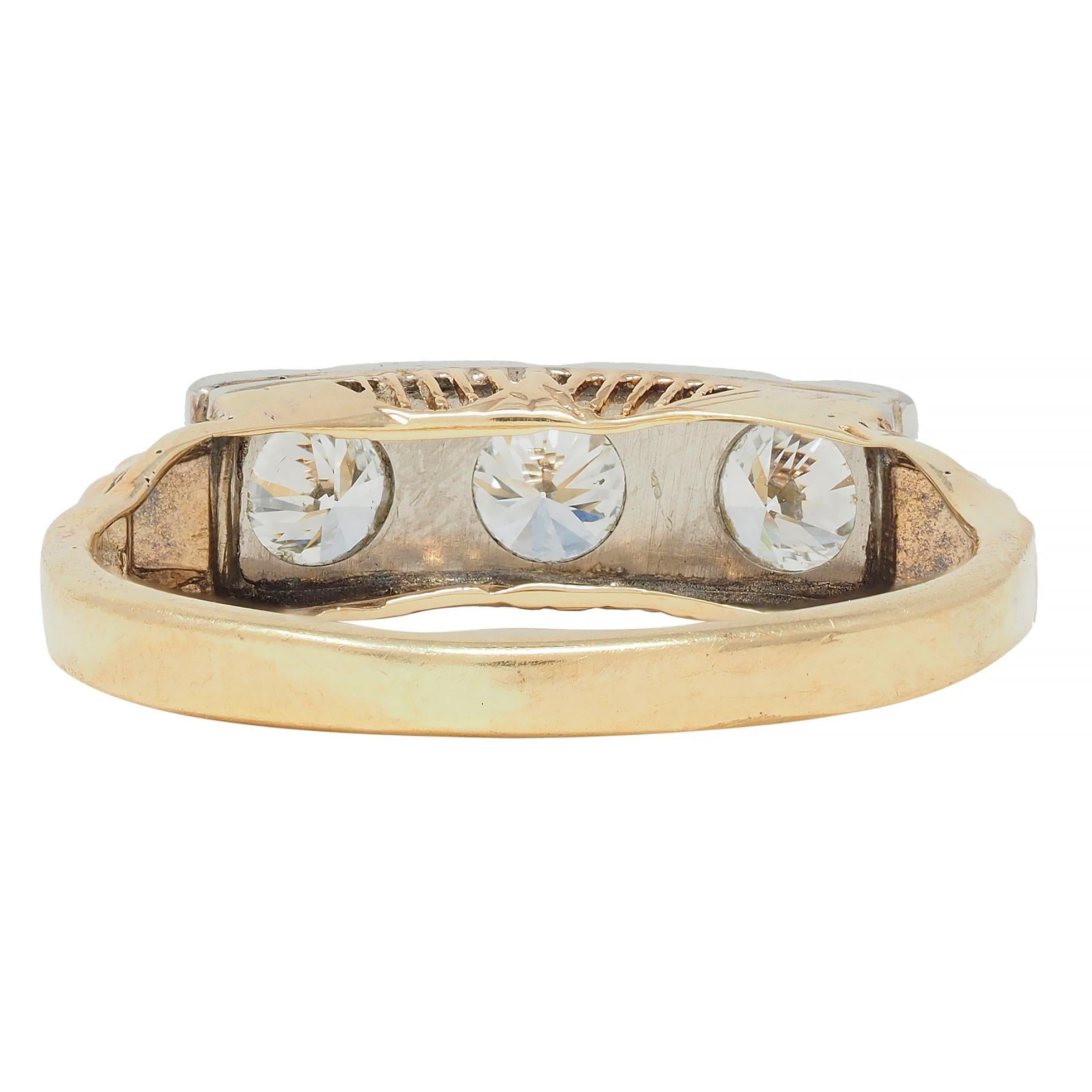Antiker Art Deco 0,60 Karat Diamant Platin 14 Karat Gold Drei Stein Antiker Ring (Rundschliff) im Angebot