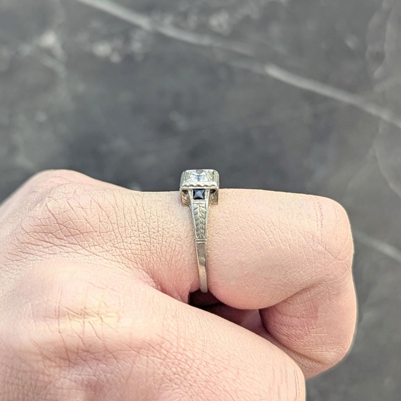Art Deco 0.60 CTW Diamond Sapphire 18 Karat Gold Vintage Wheat Engagement Ring For Sale 9
