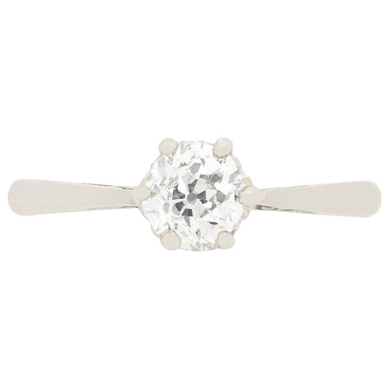 Art Deco 0.61 Carat Diamond Solitaire Engagement Ring, circa 1920s For Sale