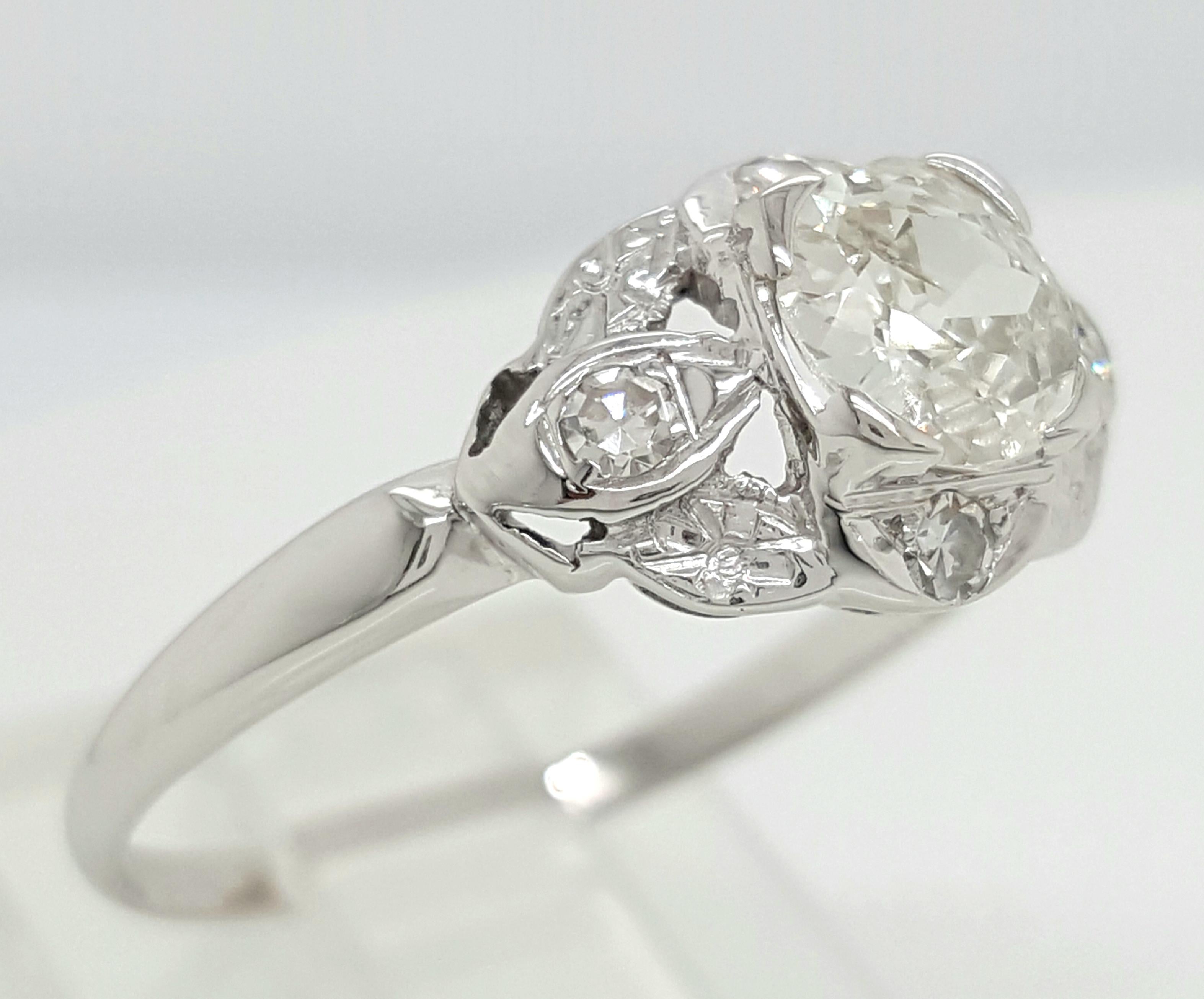 Verlobungsring mit 0,65 Karat Diamant im alteuropäischen Schliff und einzelnem Diamanten im Art déco-Stil im Zustand „Gut“ im Angebot in Addison, TX