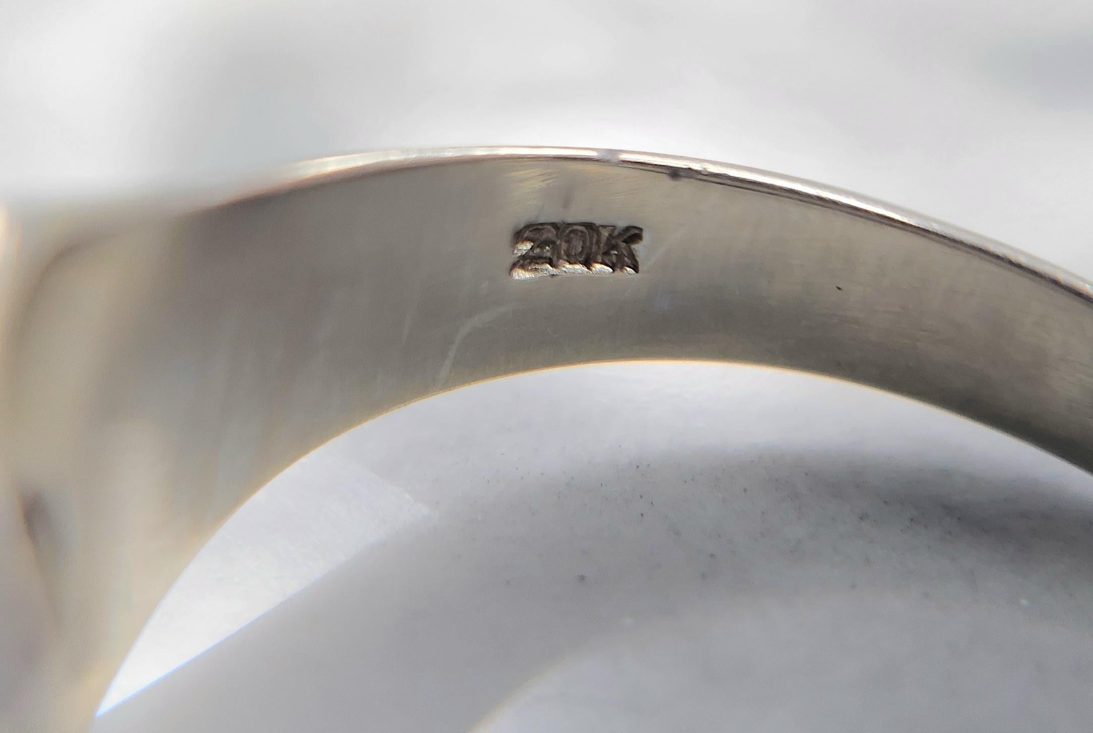 Bague de fiançailles Art Déco 0.70 Carat Old Euro Diamond Hexagonal 20K White Gold Unisexe en vente