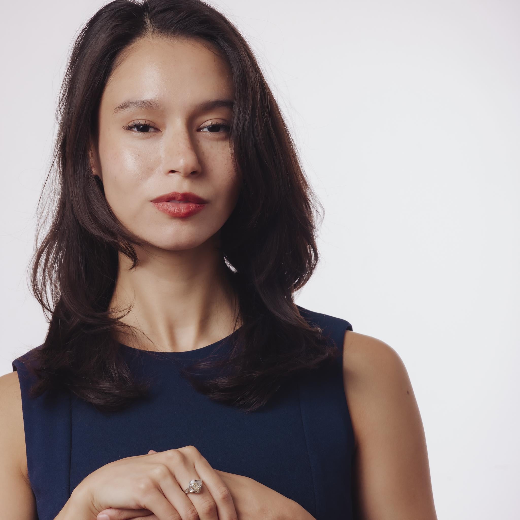 Donna Anello di fidanzamento Art Deco in platino con zaffiro e diamante taglio old mine da 0,70 carati in vendita