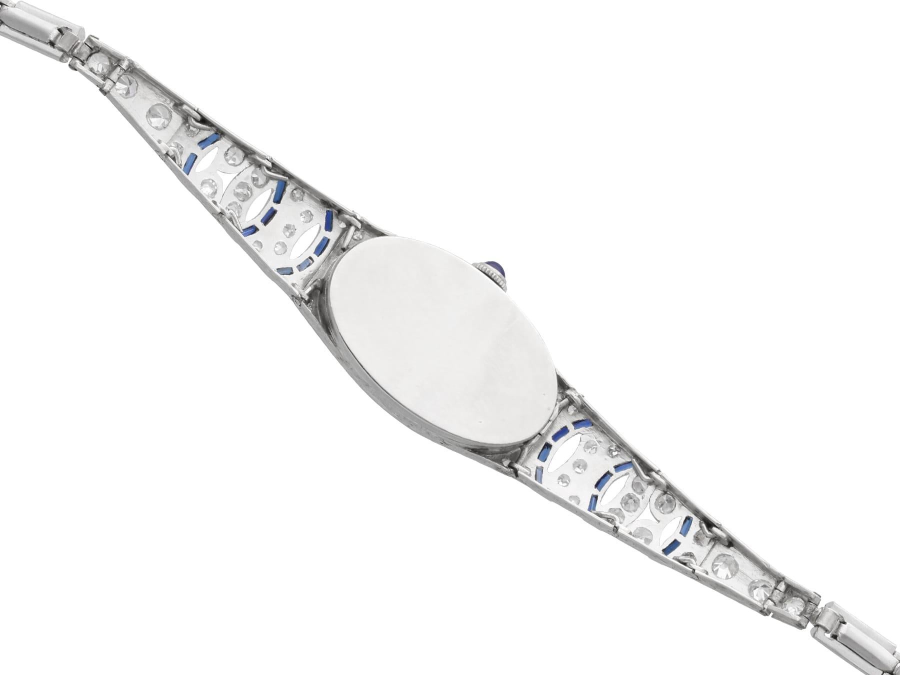 Orologio Art Deco con zaffiro da 0,70 carati, diamante da 2,92 carati e platino Circa 1920 in vendita 1