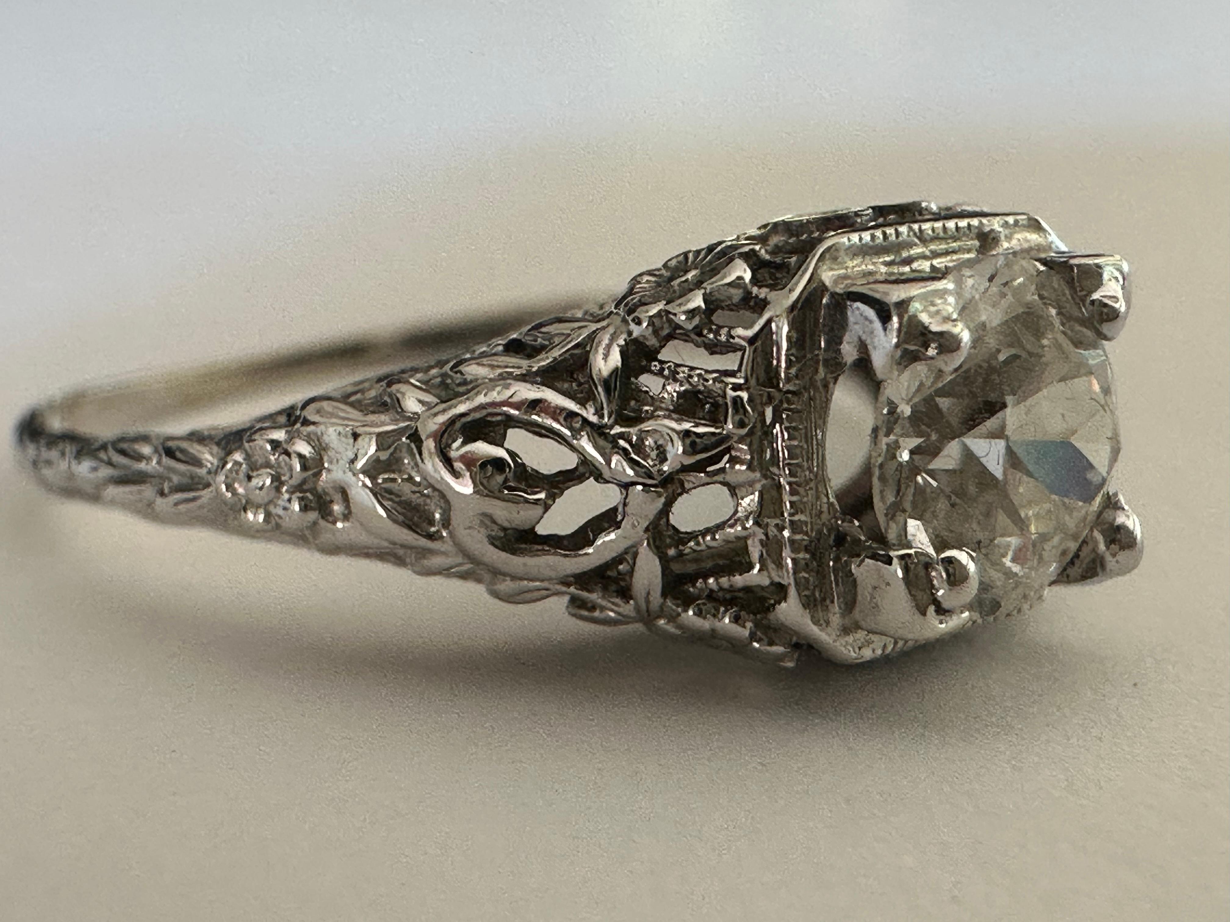 Art Deco 0,72 Karat Diamant Solitär Verlobungsring im Zustand „Gut“ im Angebot in Denver, CO