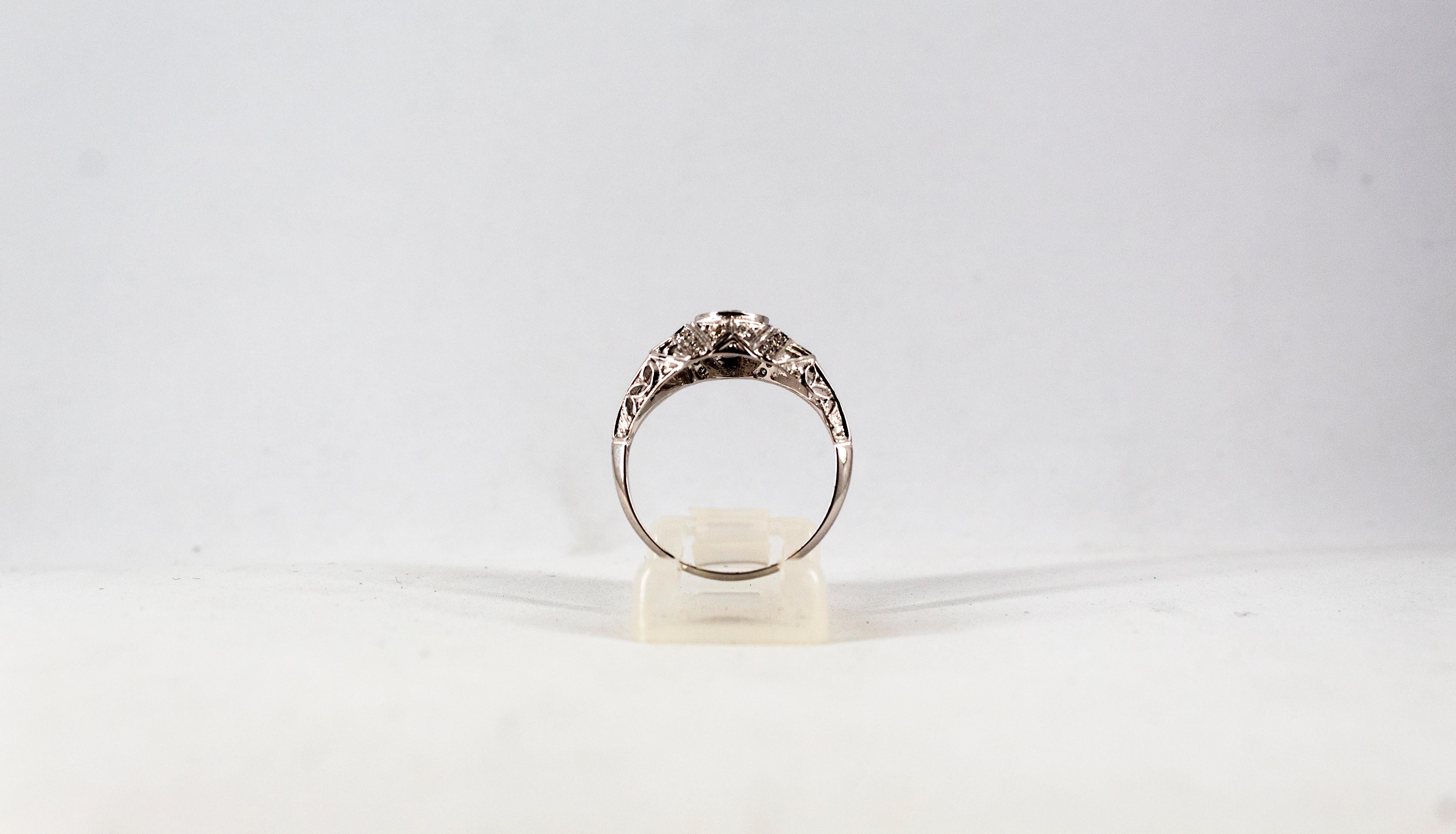 Anillo de cóctel de oro blanco con diamantes talla europea antigua Art Decó de 0,73 quilates en venta 1