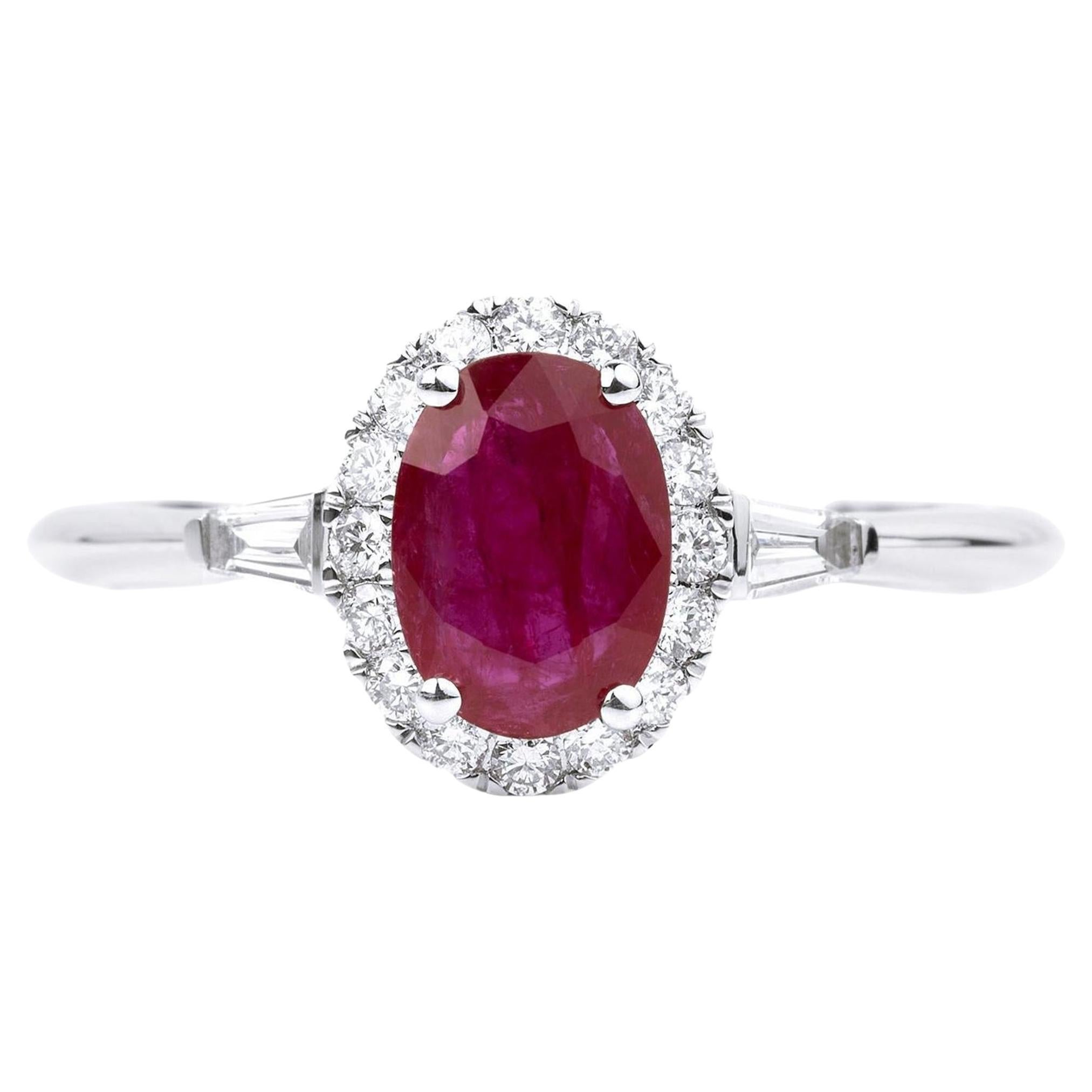 Anello di fidanzamento ovale con rubino e diamante Tapper Baguette taglio rotondo a doppio alone