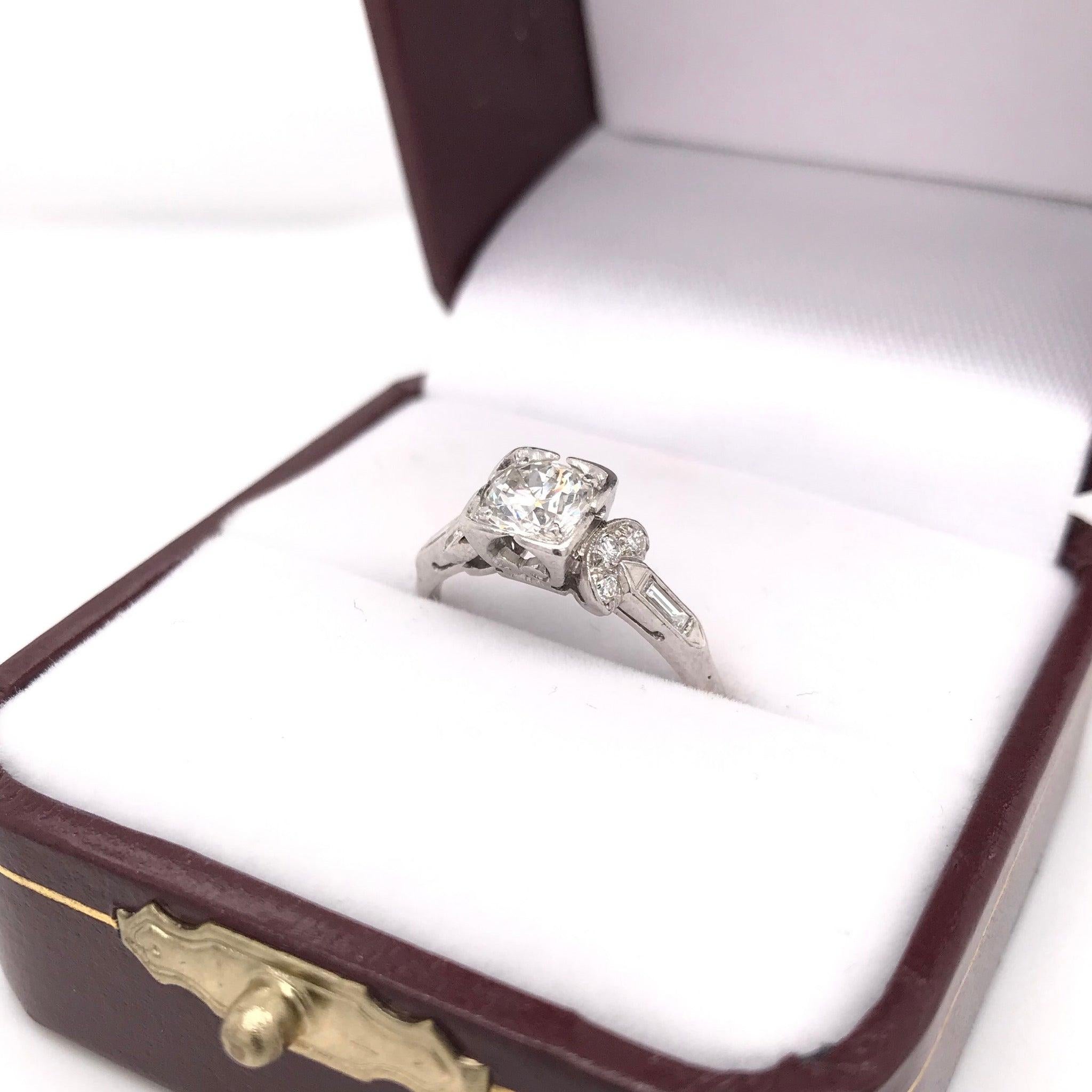 Art Deco 0.75 Carat Diamond Platinum Engagement Ring In Good Condition For Sale In Montgomery, AL