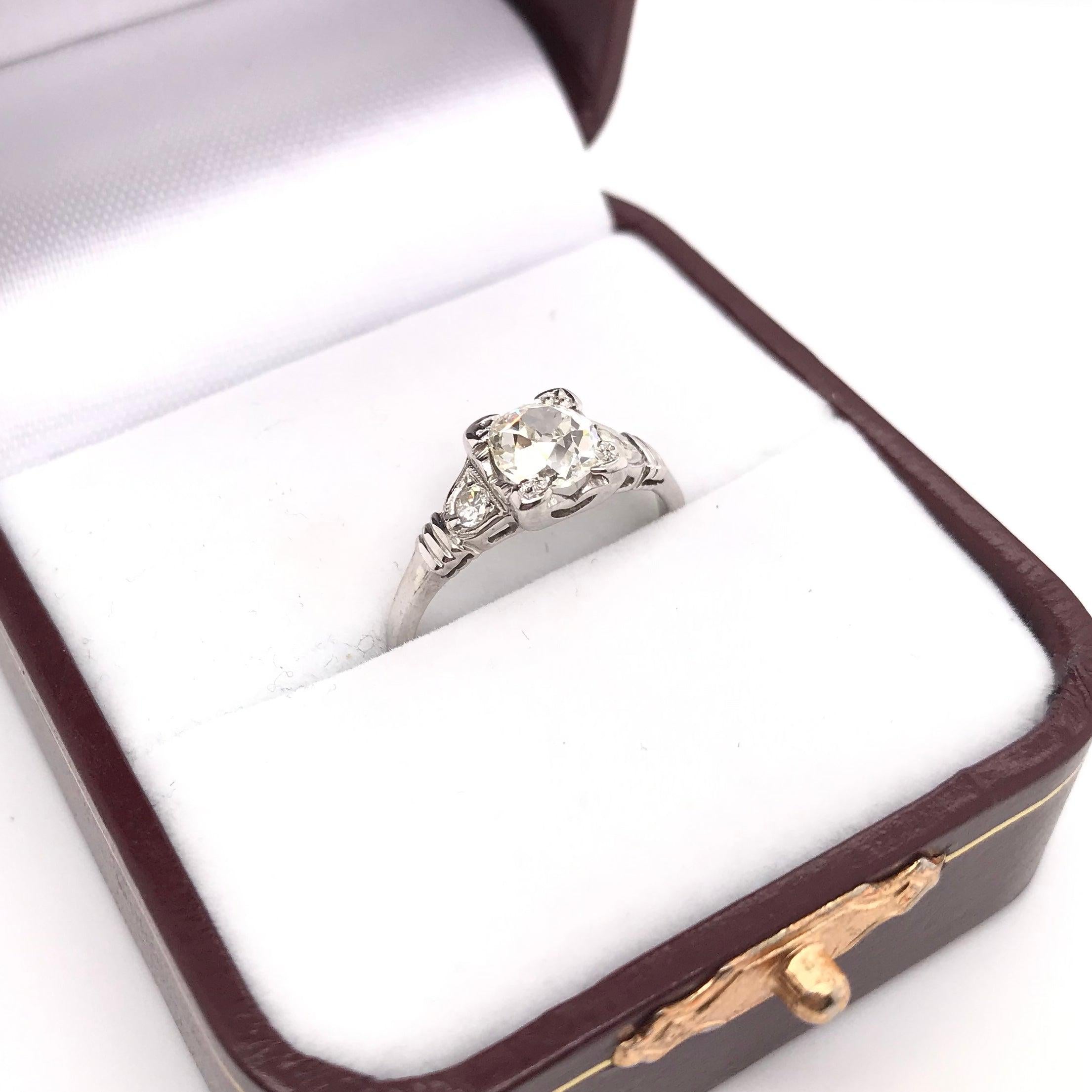 Art Deco 0.75 Carat Diamond Solitaire Style Ring For Sale 7