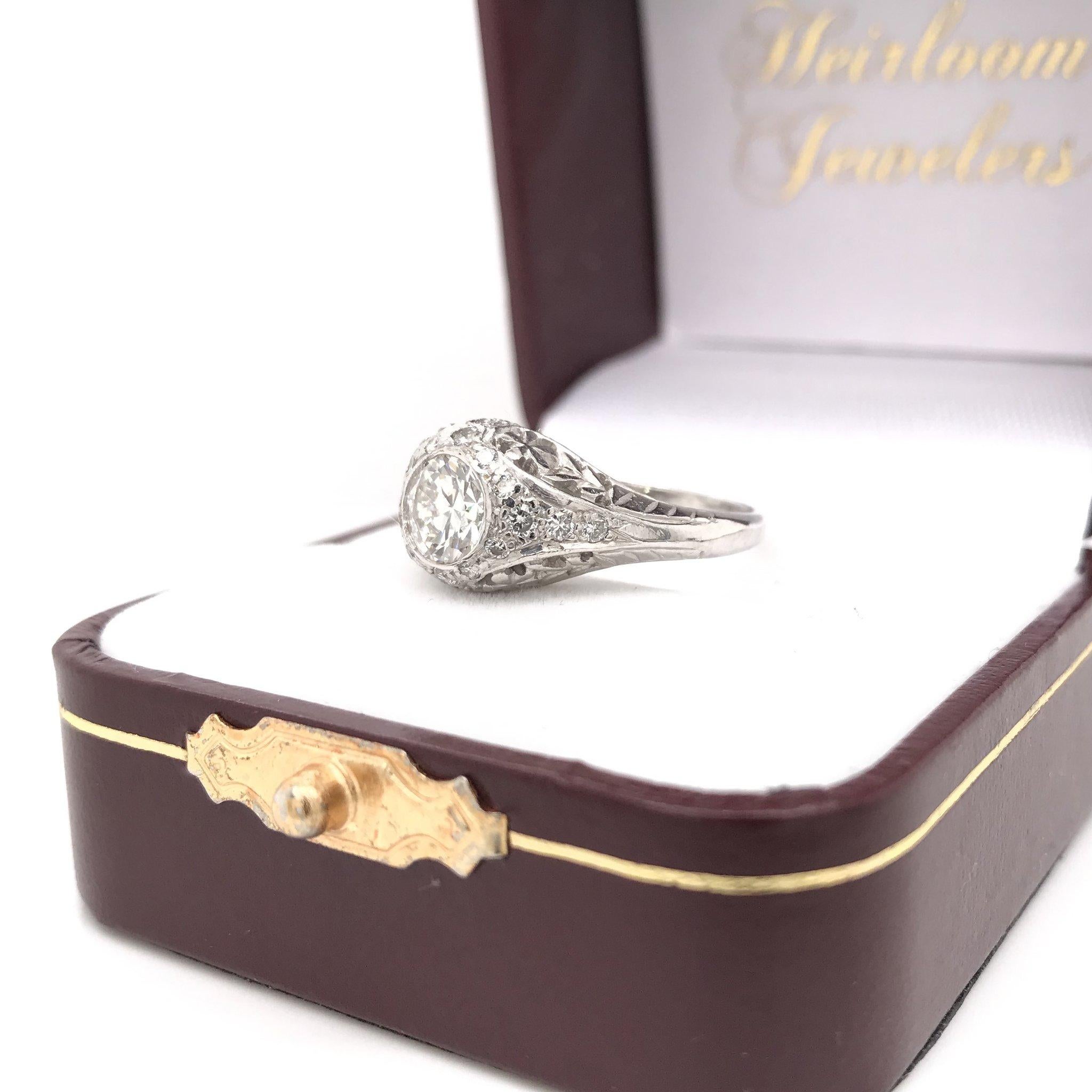 Art Deco 0.75 Carat Platinum Diamond Engagement Ring 7