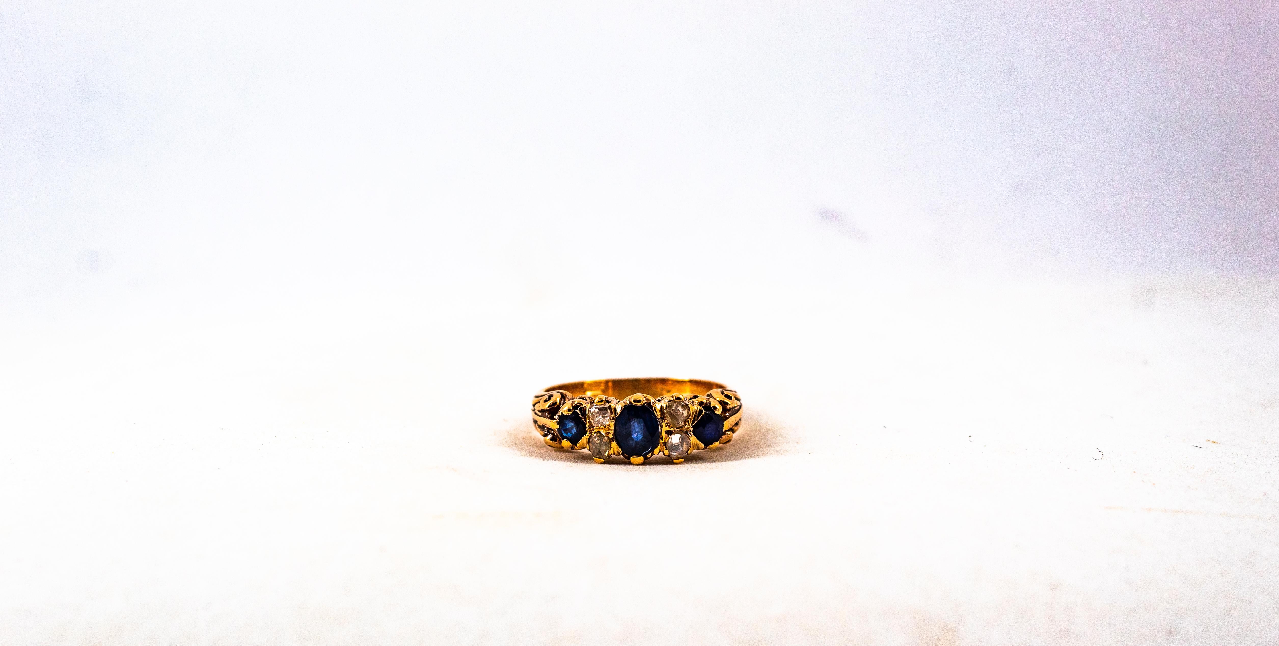 Art Deco Style 0.75 Carat White Rose Cut Diamond Blue Sapphire Yellow Gold Ring 4