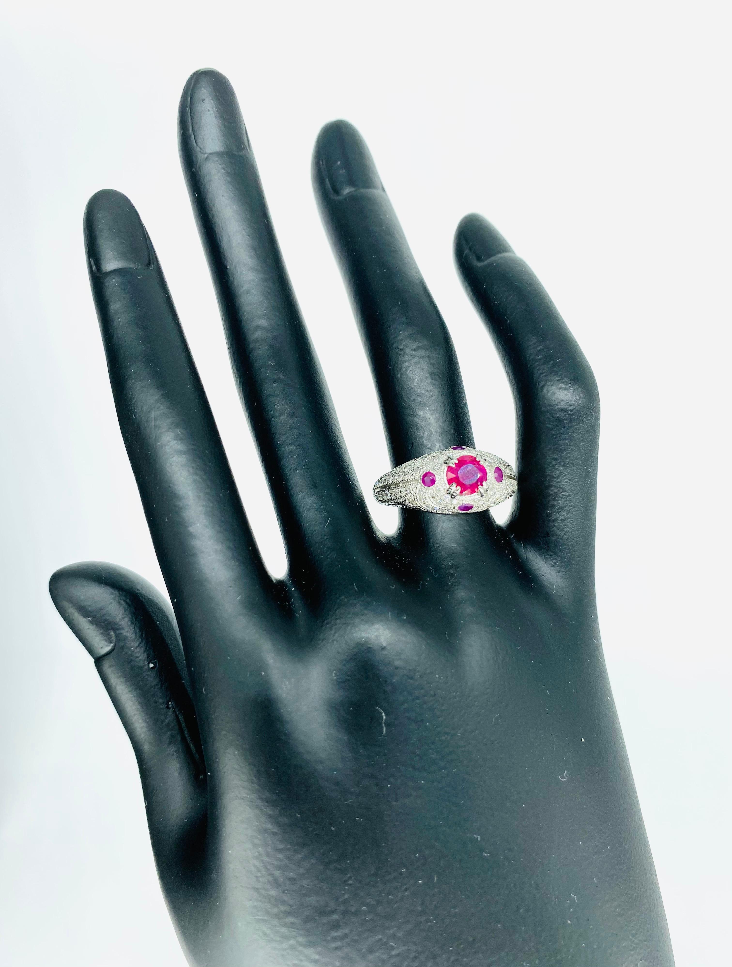 Art Deco 0.79 Carat Center Burma 'Myanmar' No Heat Ruby & Diamonds Ring Platinum For Sale 2