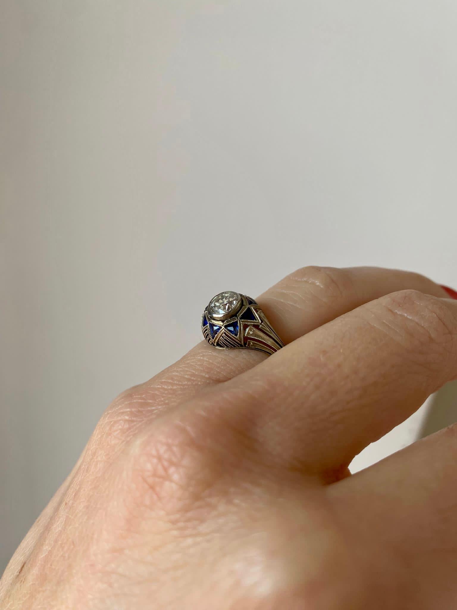 Art Deco 0.80 Carat Diamond Sapphire Filigree Ring For Sale 3