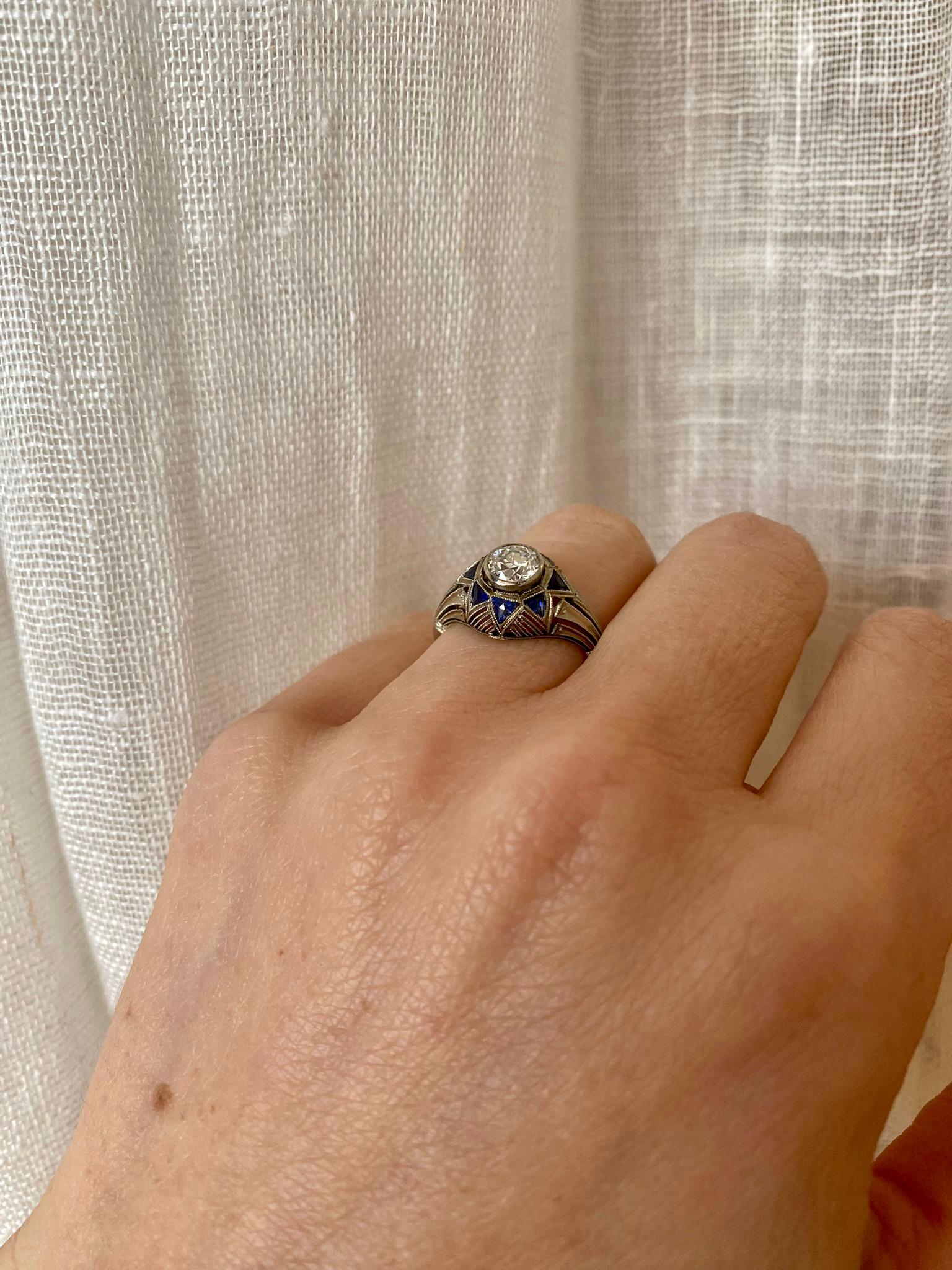 Art Deco 0.80 Carat Diamond Sapphire Filigree Ring For Sale 4