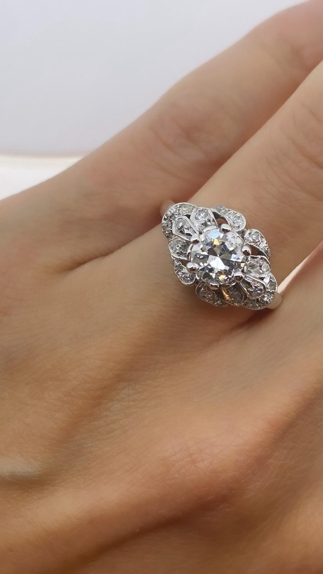 Art-Deco 0,80 Karat Alteuropäischer Diamant Solitär mit Akzenten Gold & Platin Ring im Zustand „Hervorragend“ in MELBOURNE, AU