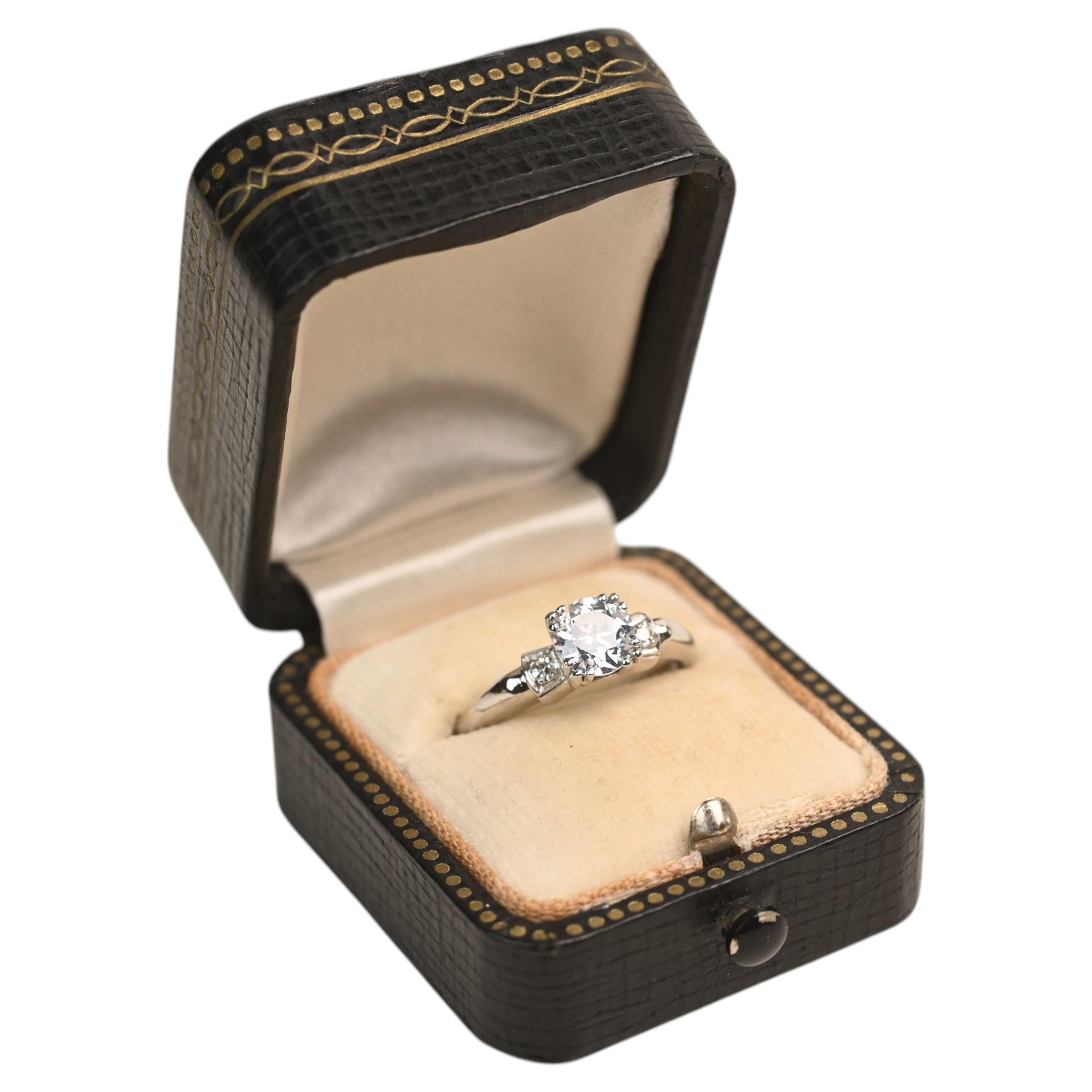 Art Deco 0.85 Carat Old European Cut Ring. Diamond Accent Engagement Ring J VS2