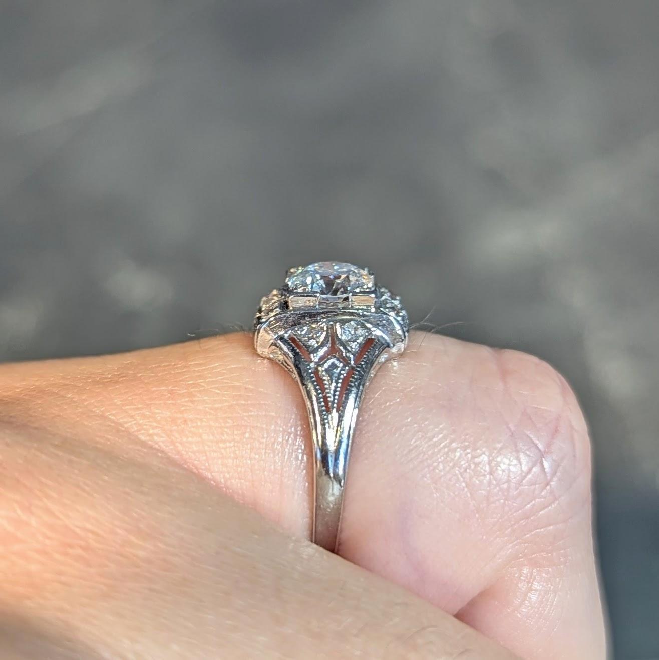Anello di fidanzamento Art of Vintage con diamante in platino da 0,85 CTW in vendita 8
