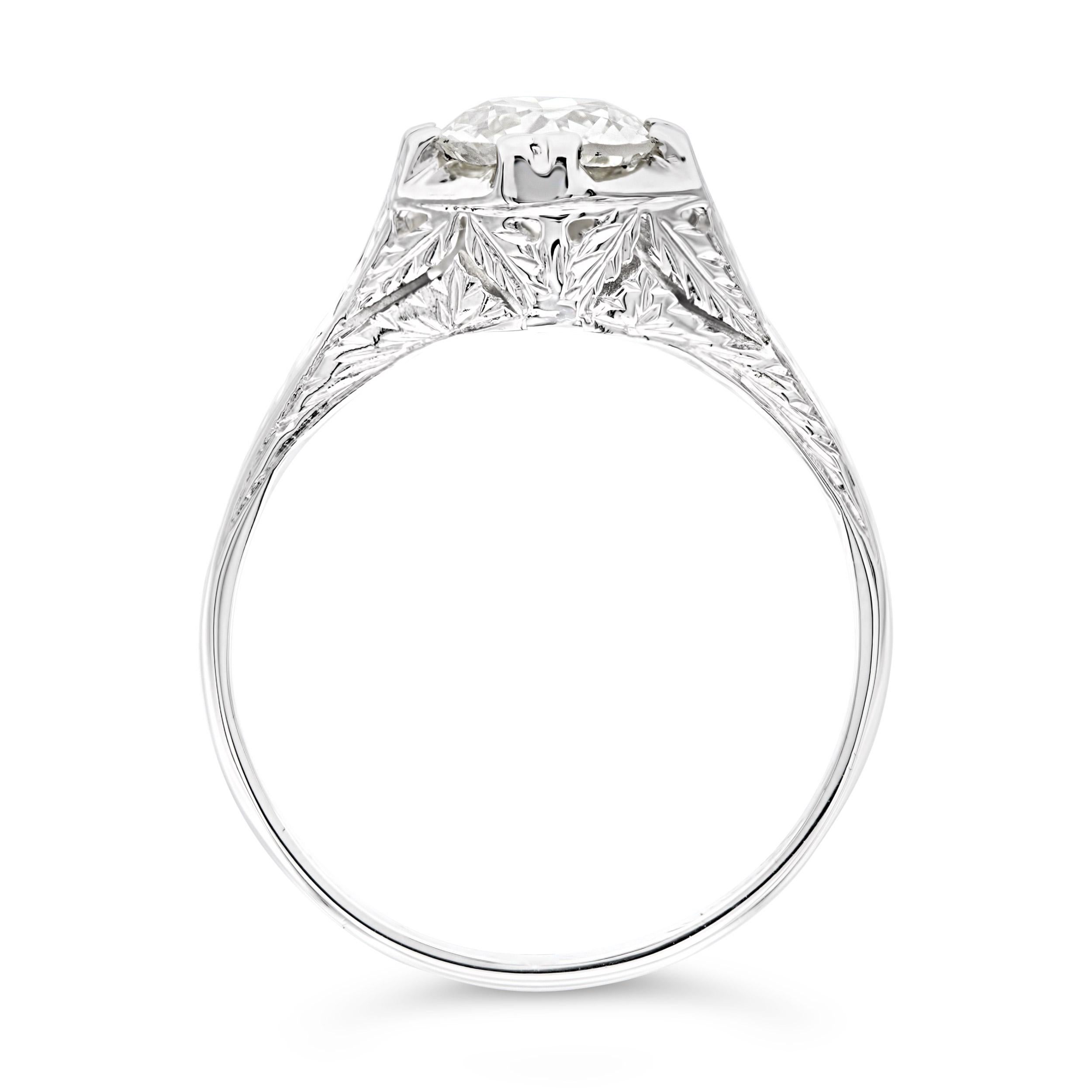 Art Deco 0.86 Ct. Old European Solitaire Engagement Ring M VS1 In Good Condition For Sale In New York, NY