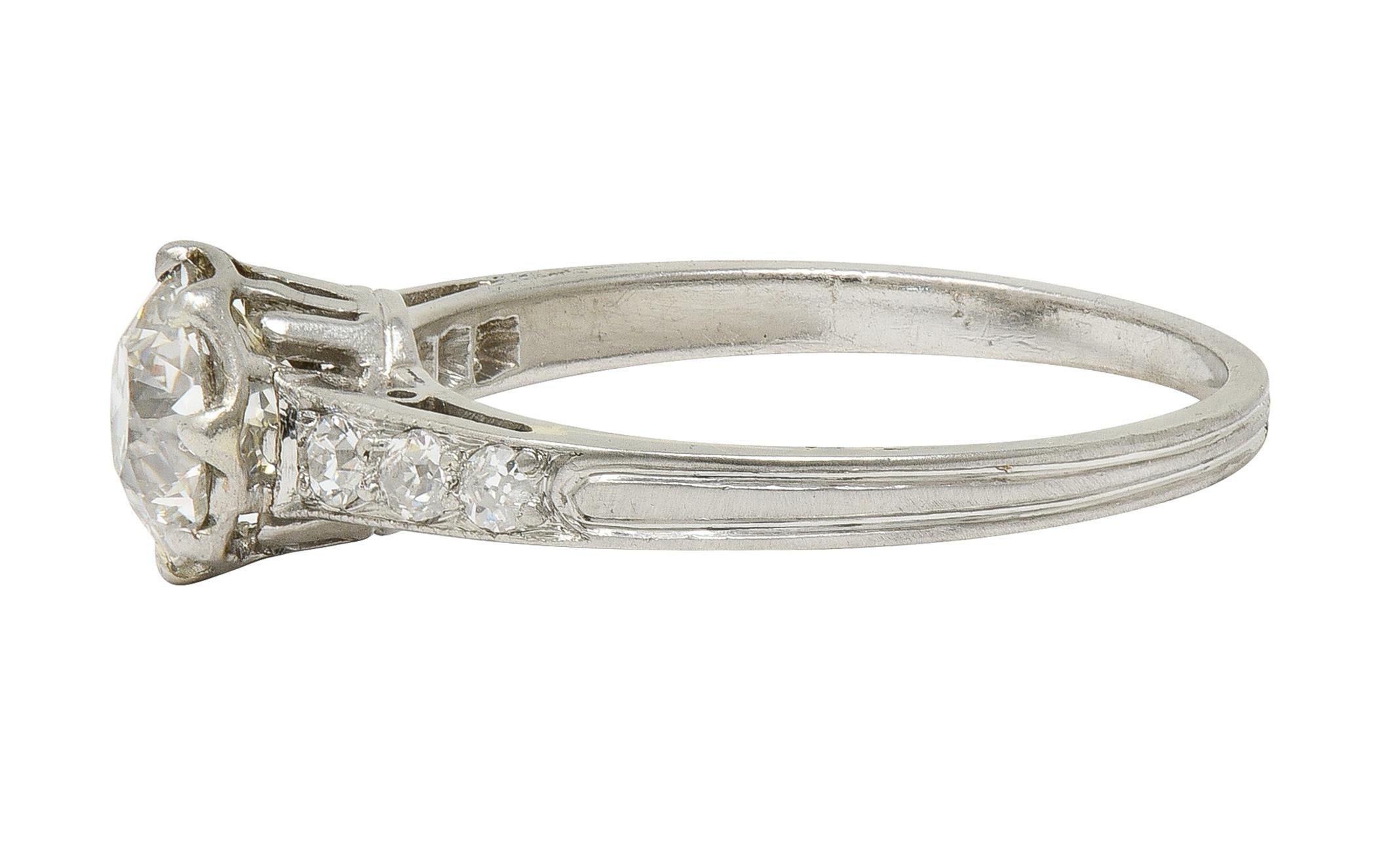 Anello di fidanzamento vintage in platino con diamante vecchio taglio europeo Art Deco 0.87 CTW In condizioni ottime in vendita a Philadelphia, PA