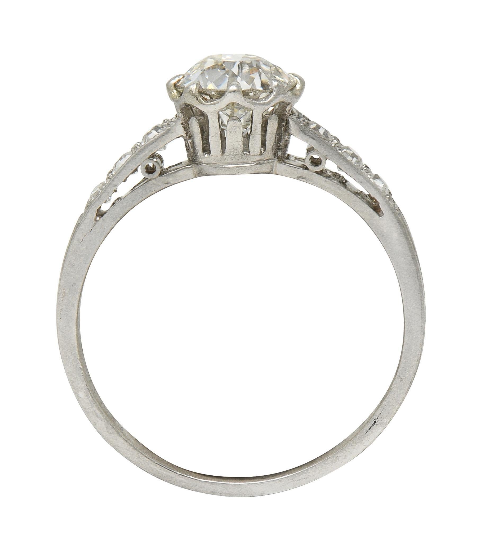 Donna Anello di fidanzamento vintage in platino con diamante vecchio taglio europeo Art Deco 0.87 CTW in vendita