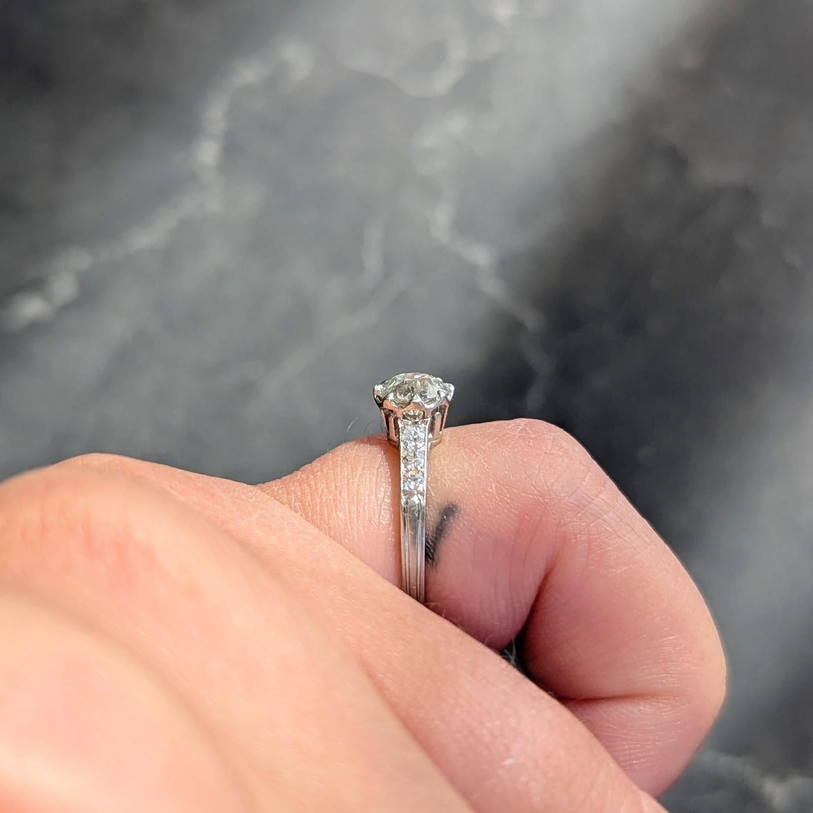 Anello di fidanzamento vintage in platino con diamante vecchio taglio europeo Art Deco 0.87 CTW in vendita 3