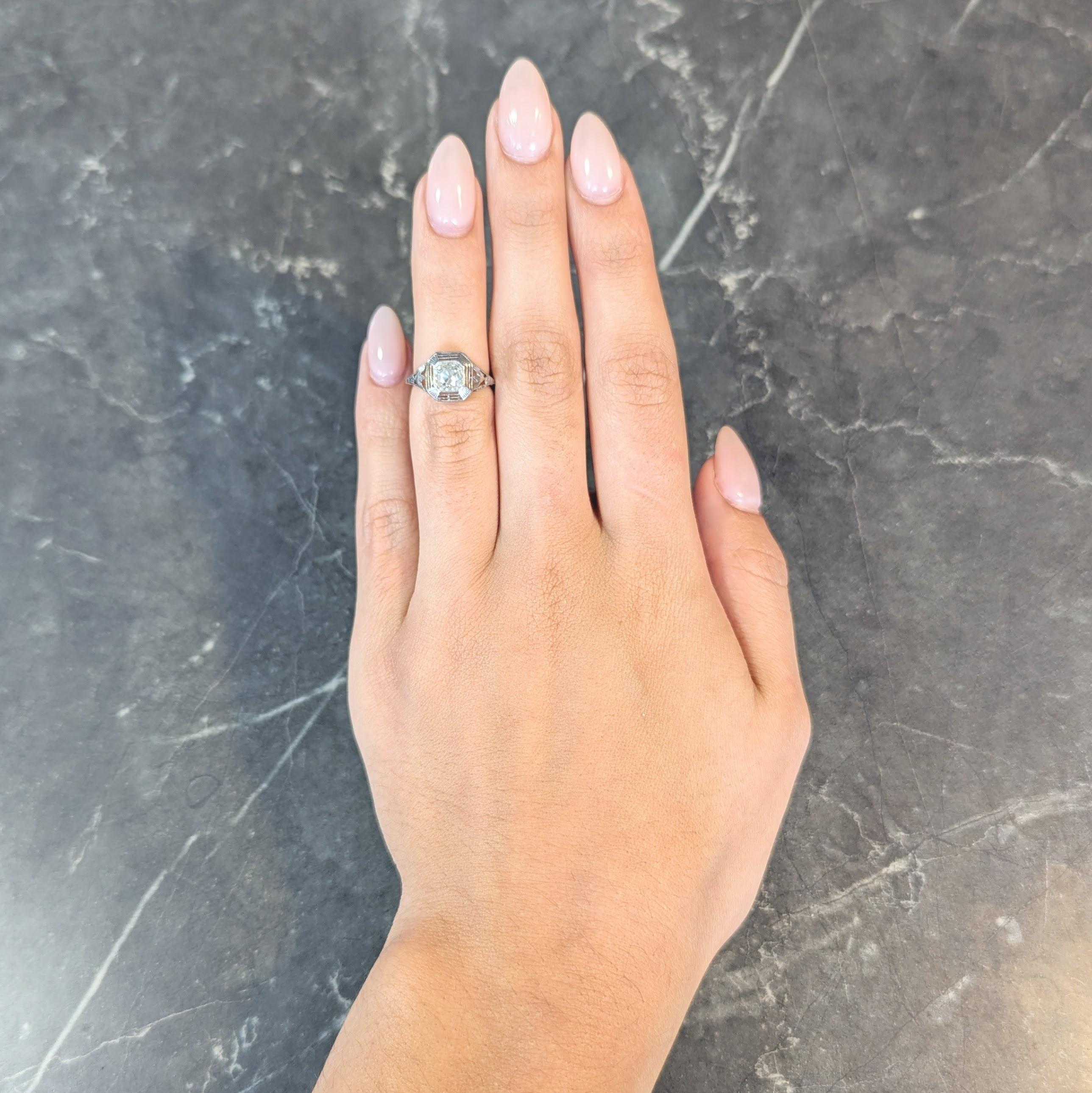 Art Deco 0.87 CTW Old Mine Cut Diamond Platinum Lotus Vintage Engagement Ring In Excellent Condition For Sale In Philadelphia, PA