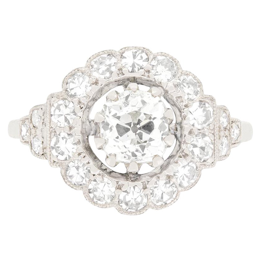 Bague Halo Art Déco en diamant 0,88 carat, c.1920s