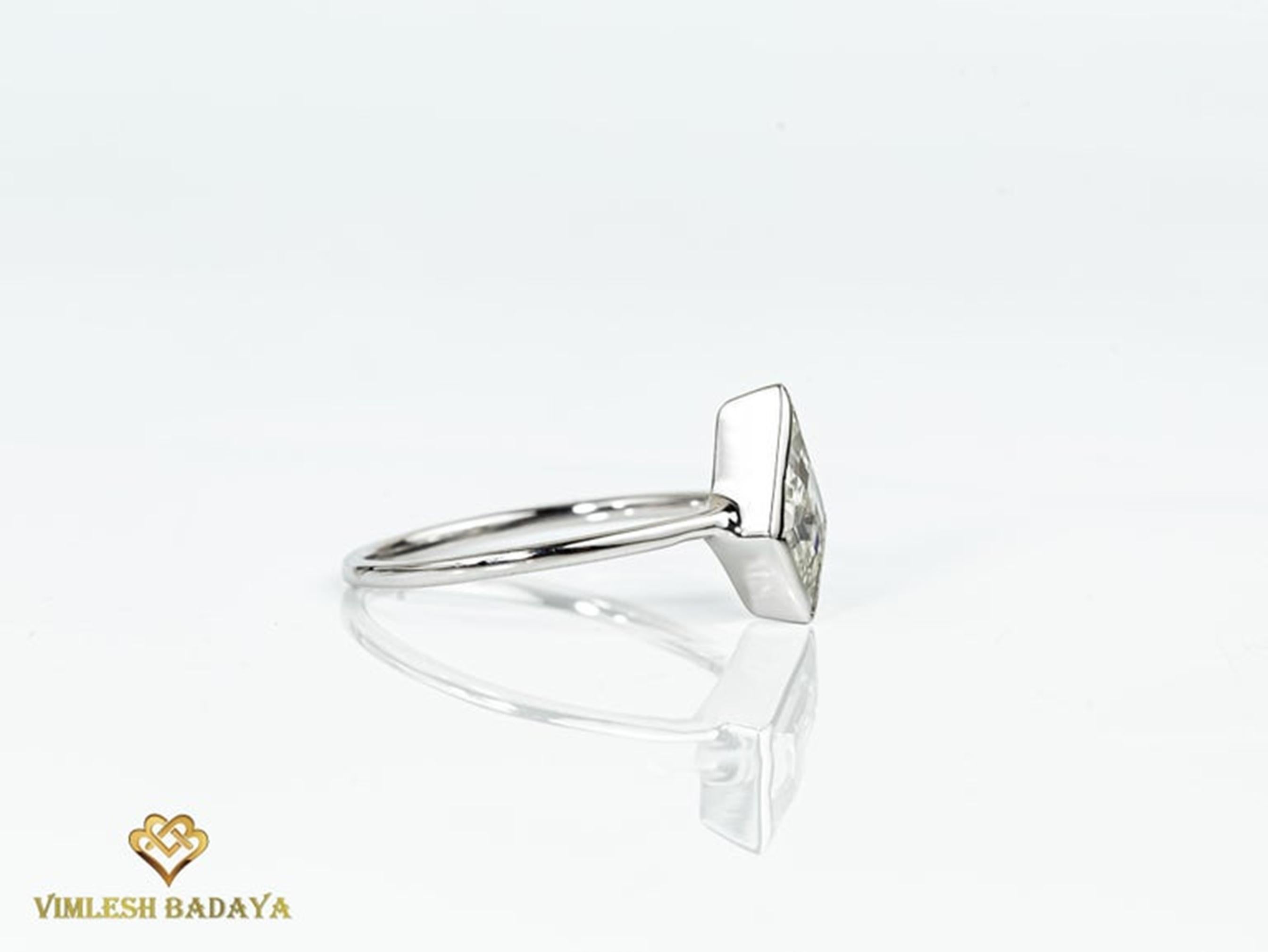 Anello solitario con diamante aquilone Art Deco 0,8ct - Oro bianco 18 carati In condizioni Nuovo in vendita a Jaipur, RJ