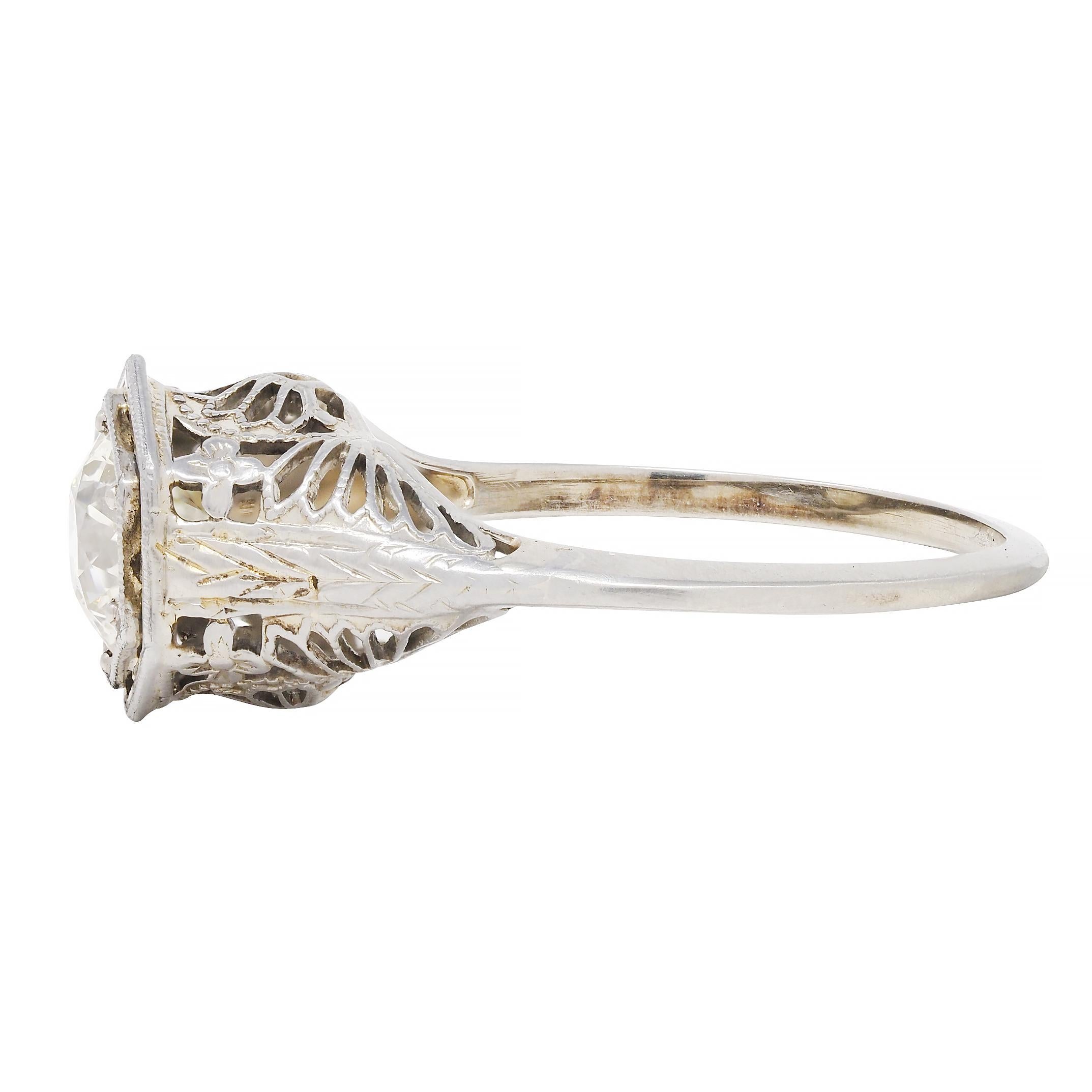 Art Deco 0.90 CTW Old European Diamond Platinum Fan Vintage Engagement Ring In Excellent Condition For Sale In Philadelphia, PA