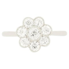Art Deco 0.90ct Diamond Daisy Cluster Ring, c.1920s
