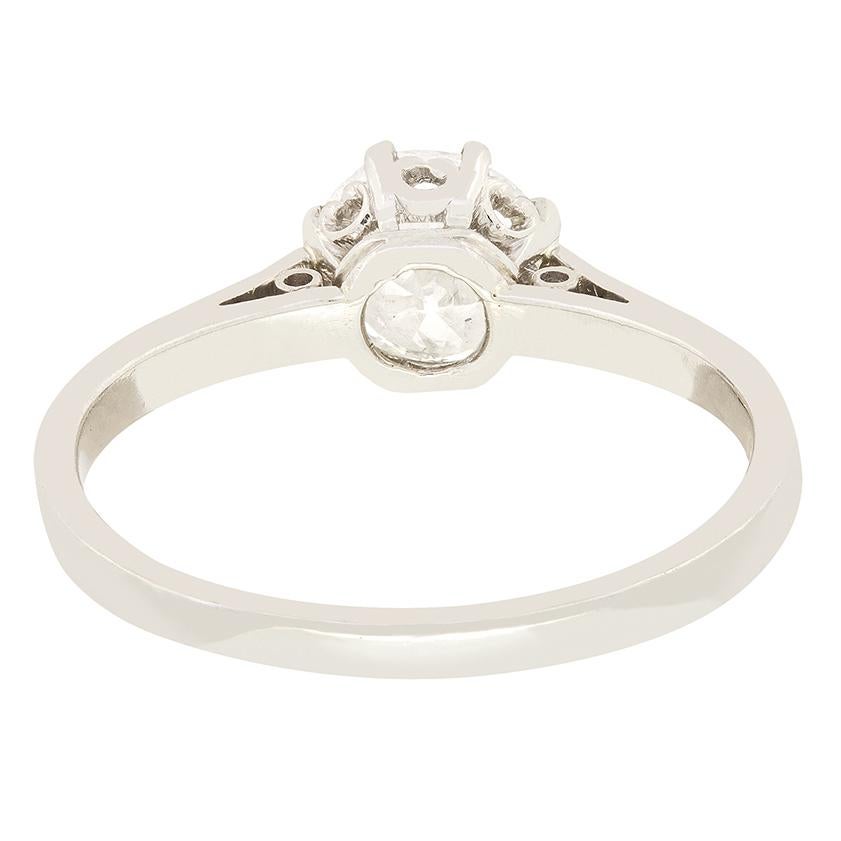 Art Deco 0,90ct Diamant Solitär Ring, um 1920er Jahre (Alteuropäischer Schliff) im Angebot