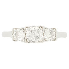 Bague trilogie de diamants 0,90 carat Art déco, c. 1920
