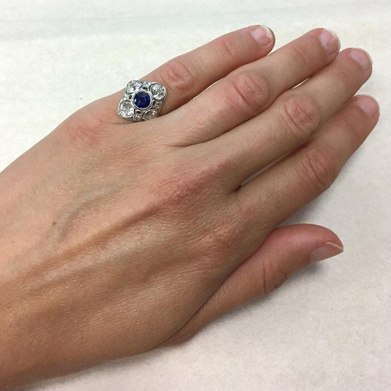 Round Cut Real Art Deco 0.90ct Rd Blue Sapphire & 2.08cts (approx.) Diamond Platinum Ring For Sale