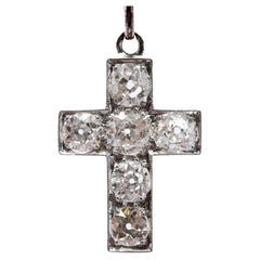 Art Deco 0.90ctw Old Mine Cut Diamond Cross Pendant in Platinum