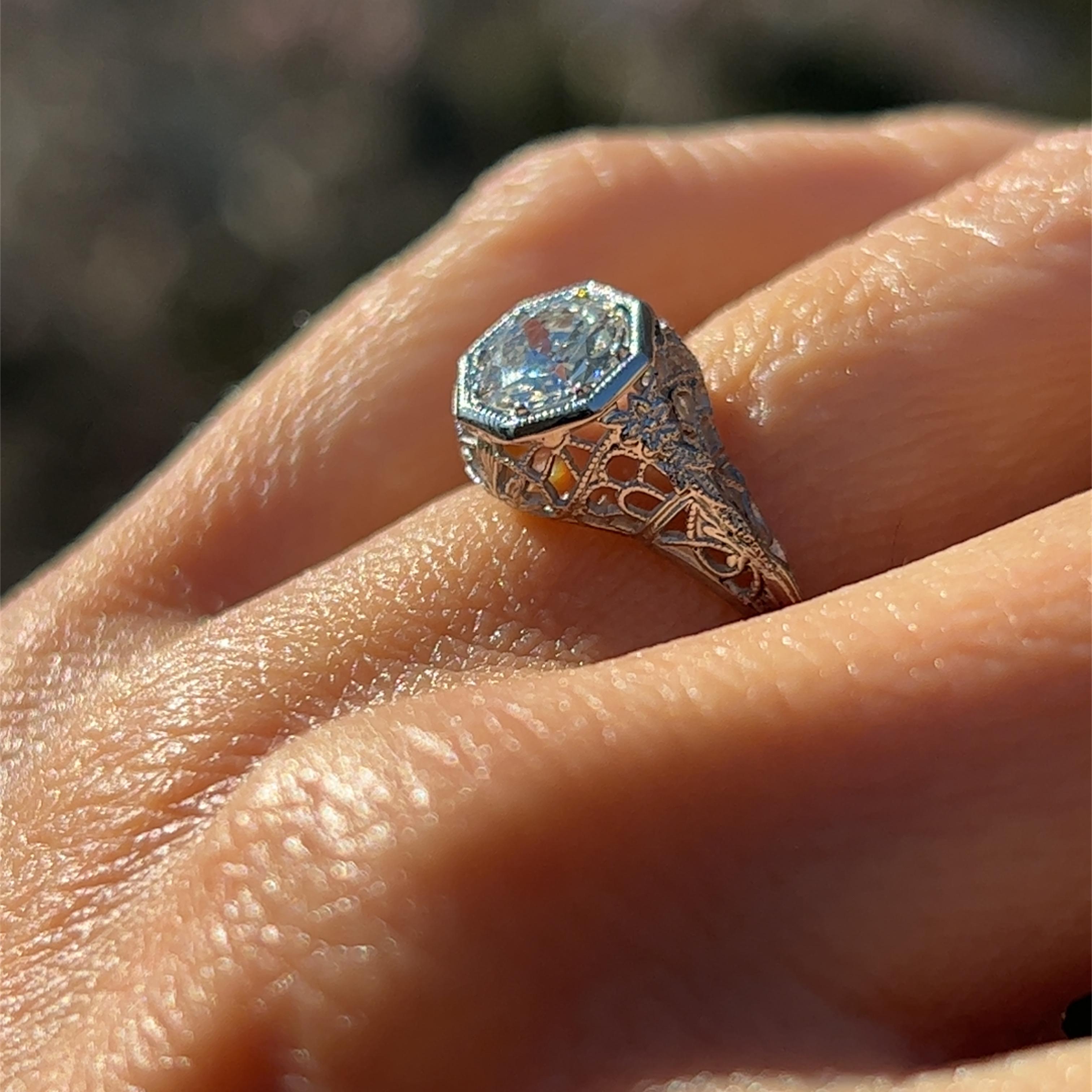 Art Deco 0.93ct Old European Cut Diamond Filigree Engagement Ring in 18k Gold  7