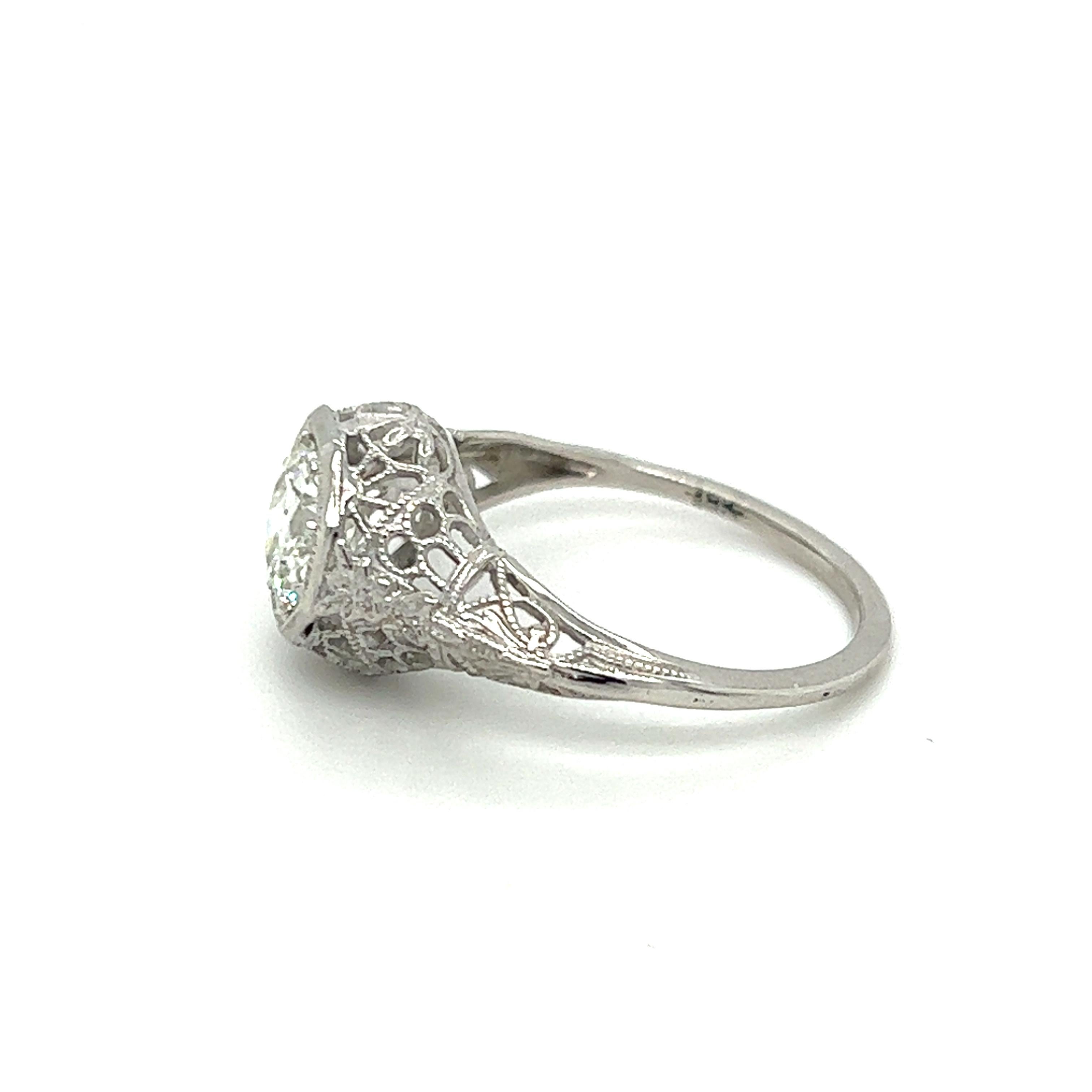 Art Deco 0.93ct Old European Cut Diamond Filigree Engagement Ring in 18k Gold  In Excellent Condition In Towson, MD