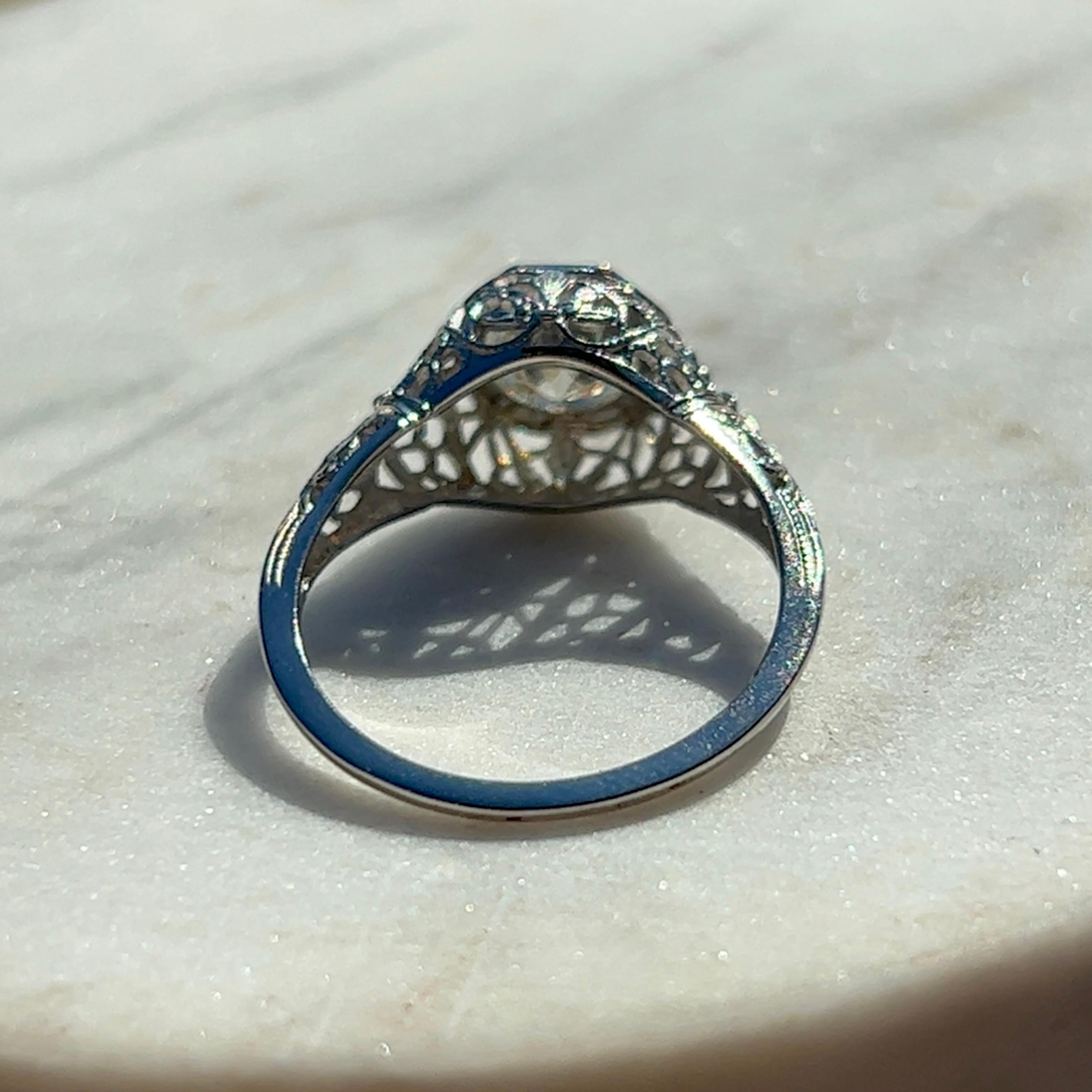 Art Deco 0.93ct Old European Cut Diamond Filigree Engagement Ring in 18k Gold  5
