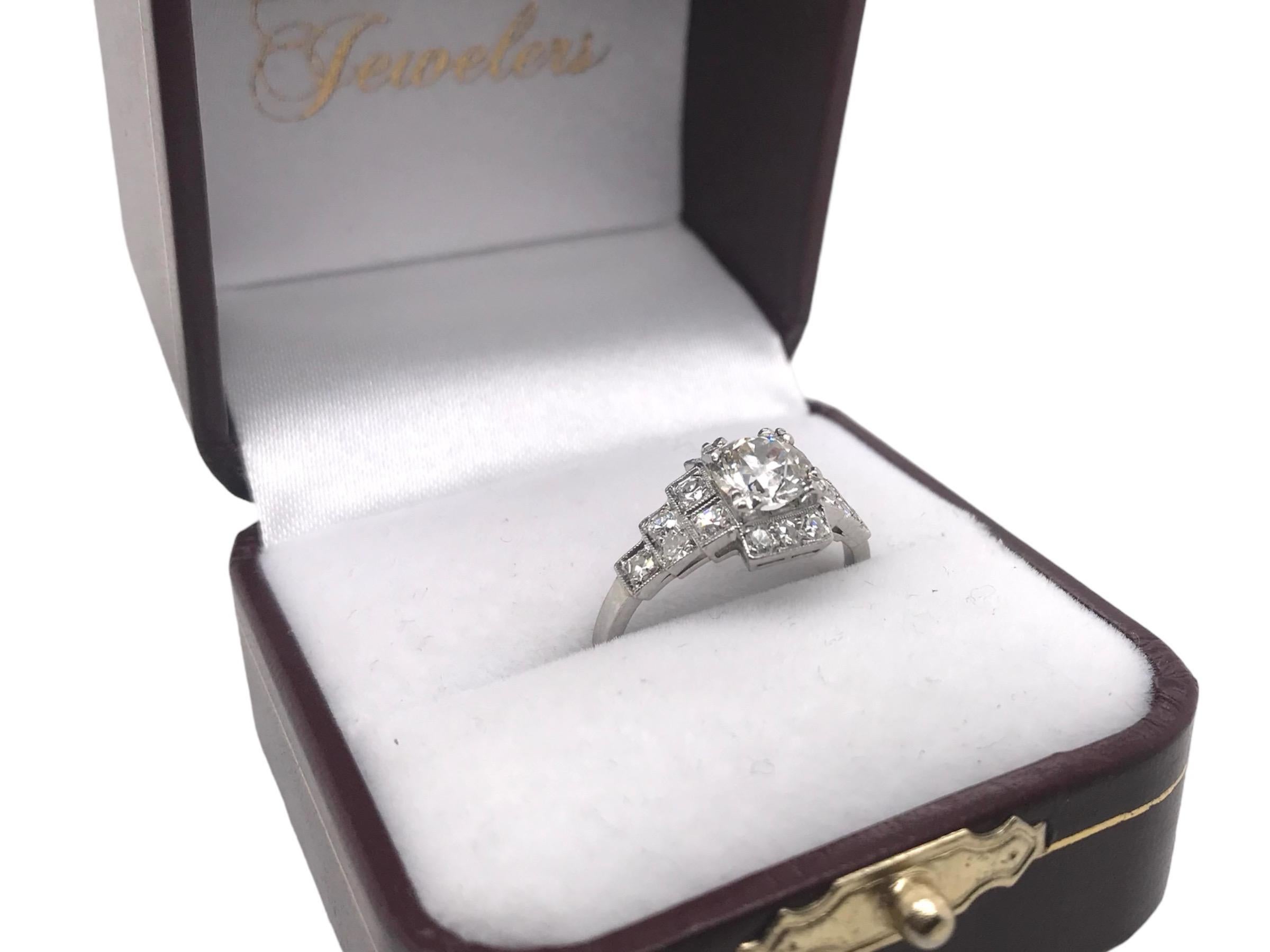 Art Deco 0.95 Carat Platinum Engagement Ring For Sale 5