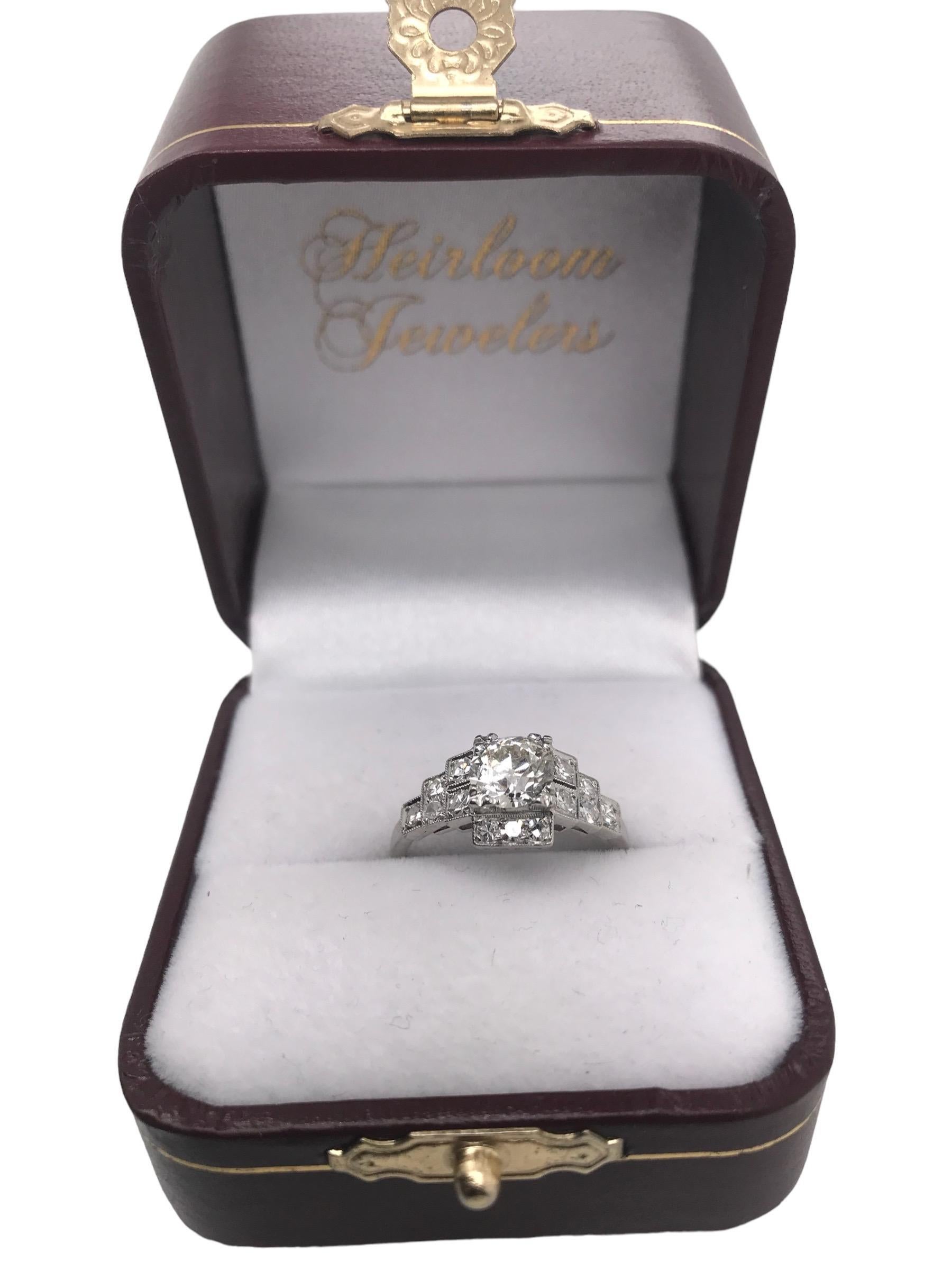 Art Deco 0.95 Carat Platinum Engagement Ring For Sale 4