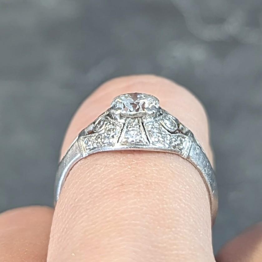 Art Deco 0.95 CTW Old European Cut Diamond Platinum Bombay Heart Engagement Ring For Sale 10