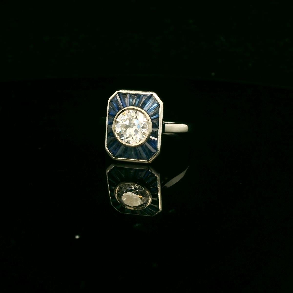 Bague Art déco 1 carat diamant et saphir calibré en vente 5
