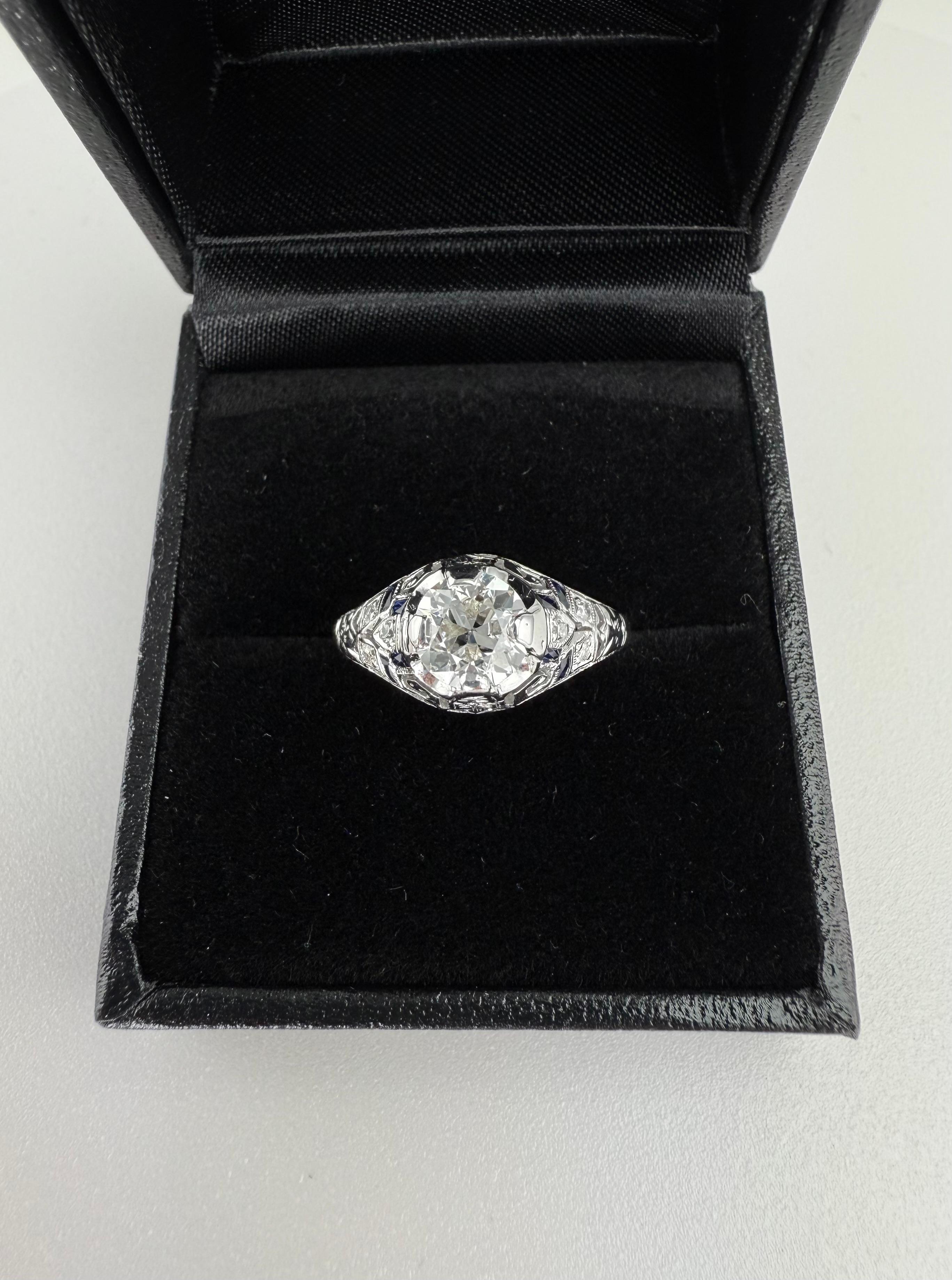 Anillo de compromiso Art Déco de oro blanco de 18 quilates con un diamante TW Circa 1925 en Bueno estado para la venta en Los Angeles, CA