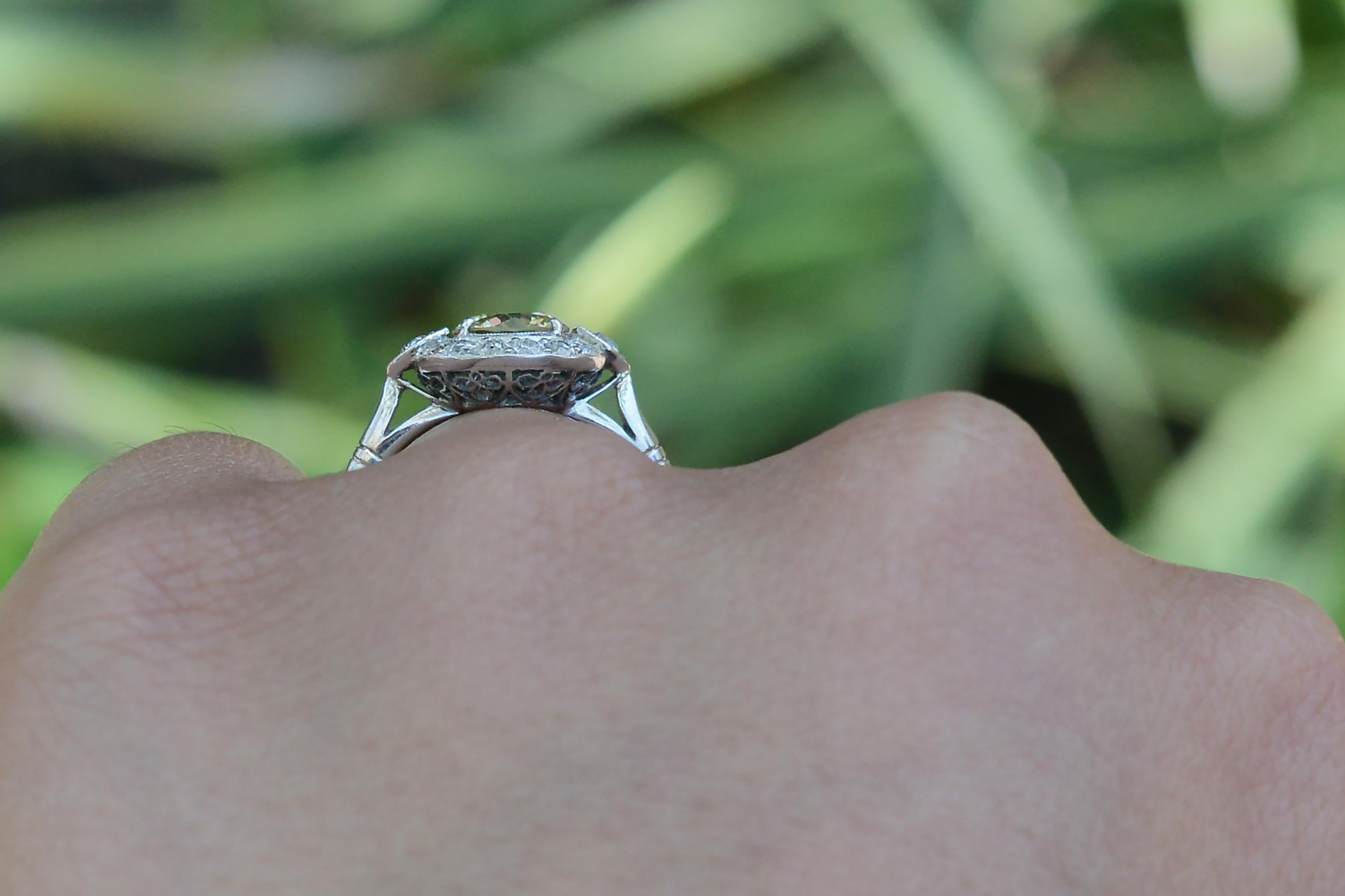 Antique Art Deco 1 Carat Yellow Diamond Engagement Ring In Good Condition For Sale In Santa Barbara, CA