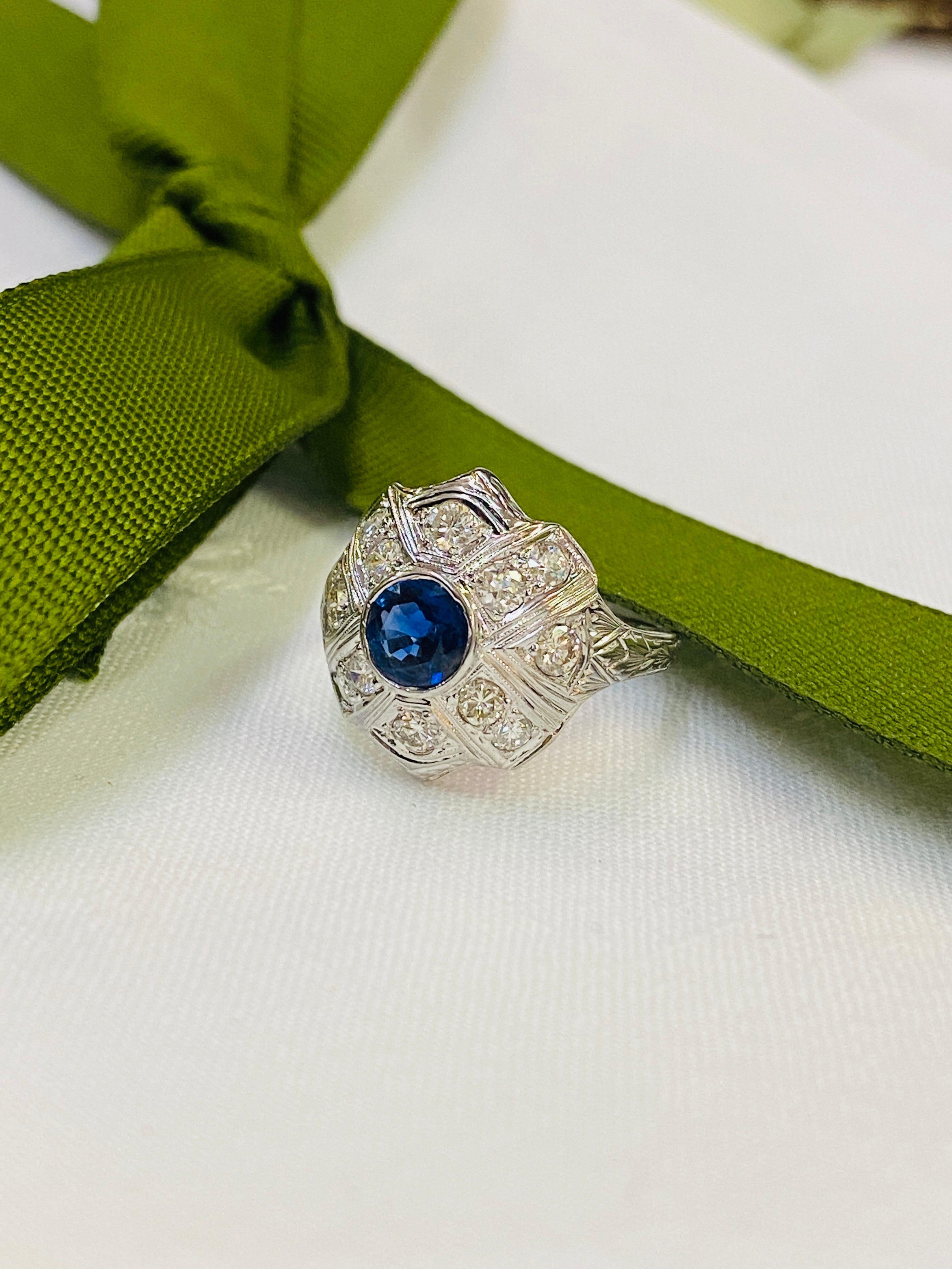 Art Deco 1.0 Carat Sapphire and Diamond Ring In Good Condition For Sale In DALLAS, TX