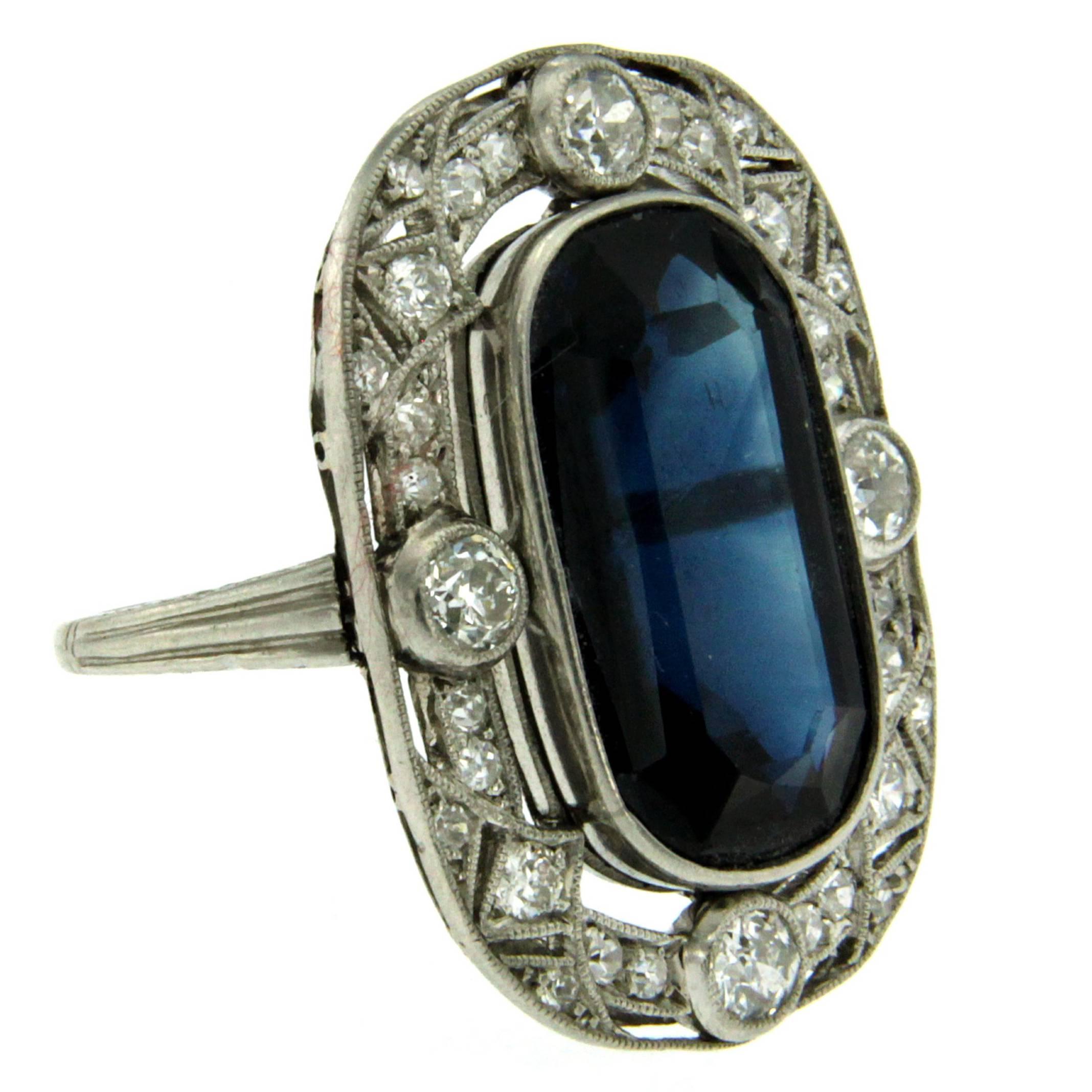 Art Deco 10 Carat Sapphire Diamond Platinum Ring
