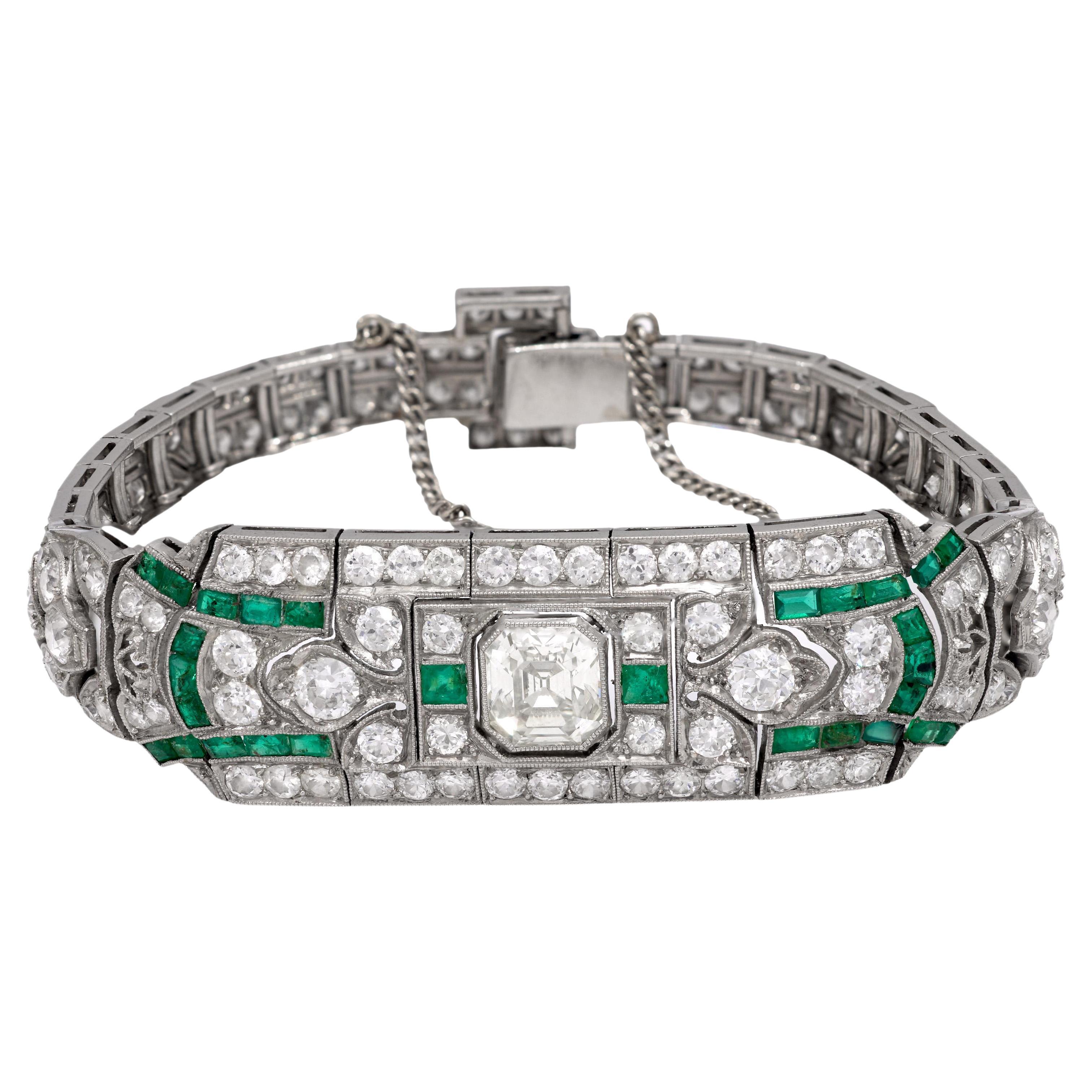 Art Deco 10 carat total weight diamond emerald platinum bracelet