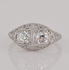 Art Deco 1,0 Karat Zwillingsdiamant Plus 18 KT Filigraner Ring