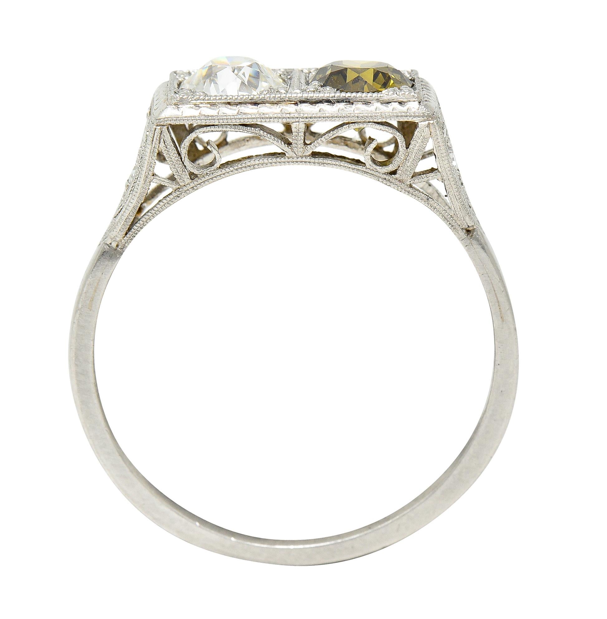 Art Deco 1.00 Carat Fancy Colored Diamond & Diamond Platinum Toi Et Moi Ring For Sale 2