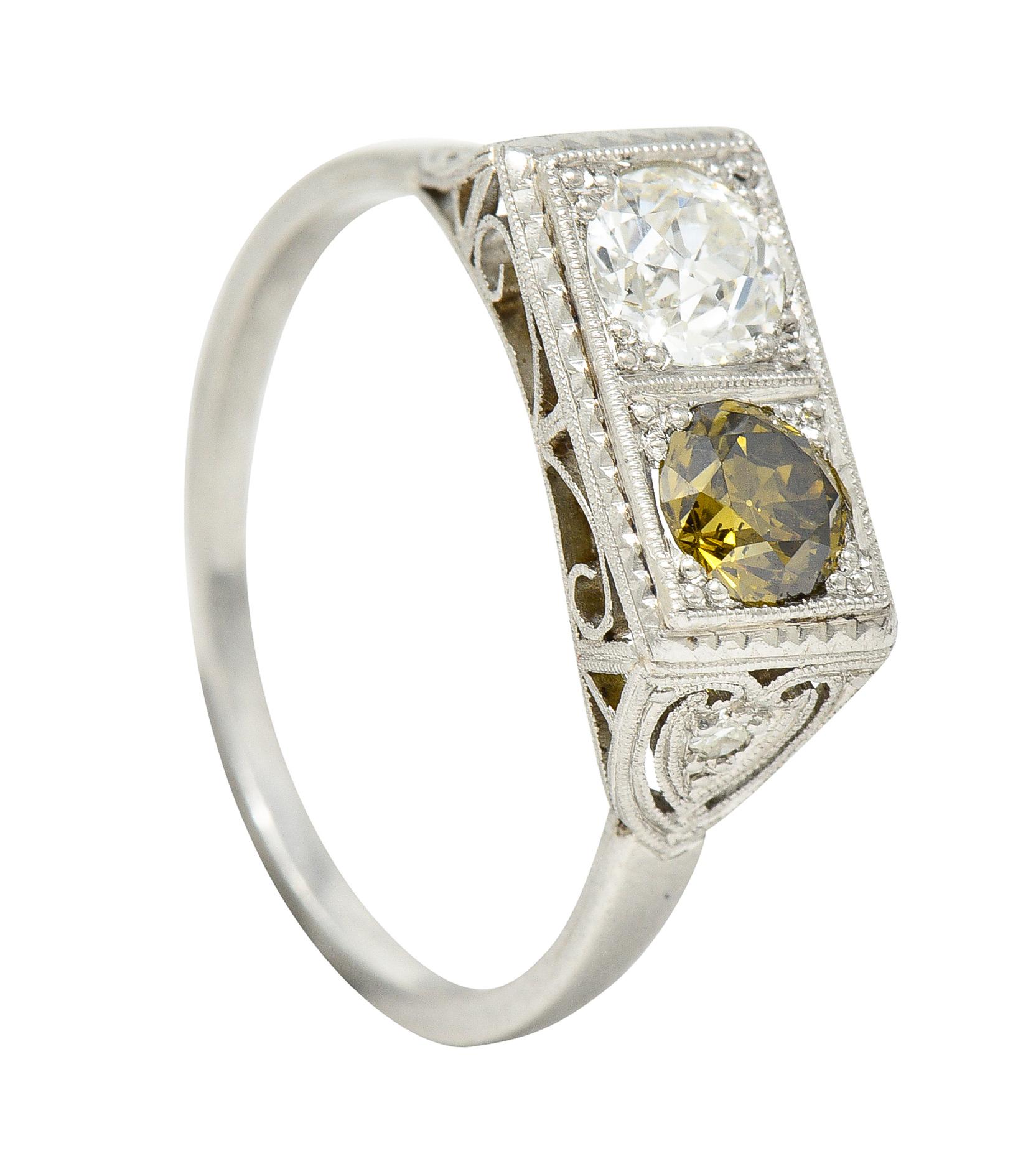 Art Deco 1.00 Carat Fancy Colored Diamond & Diamond Platinum Toi Et Moi Ring For Sale 4