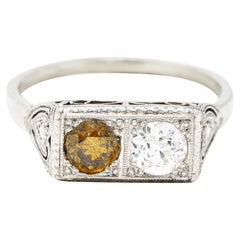 Vintage Art Deco 1.00 Carat Fancy Colored Diamond & Diamond Platinum Toi Et Moi Ring